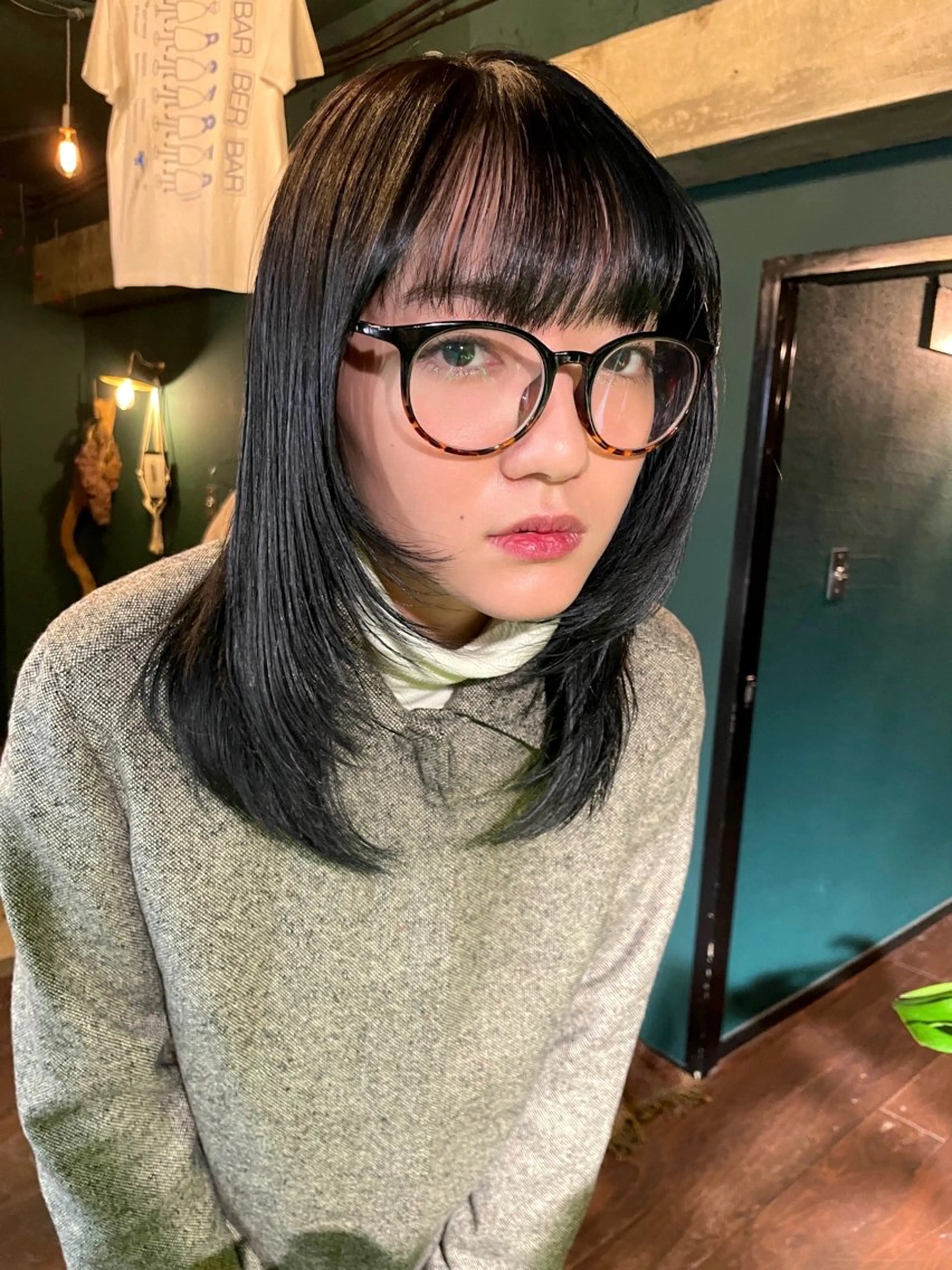 セミロング レイヤーカット vivre libreのヘアスタイル
