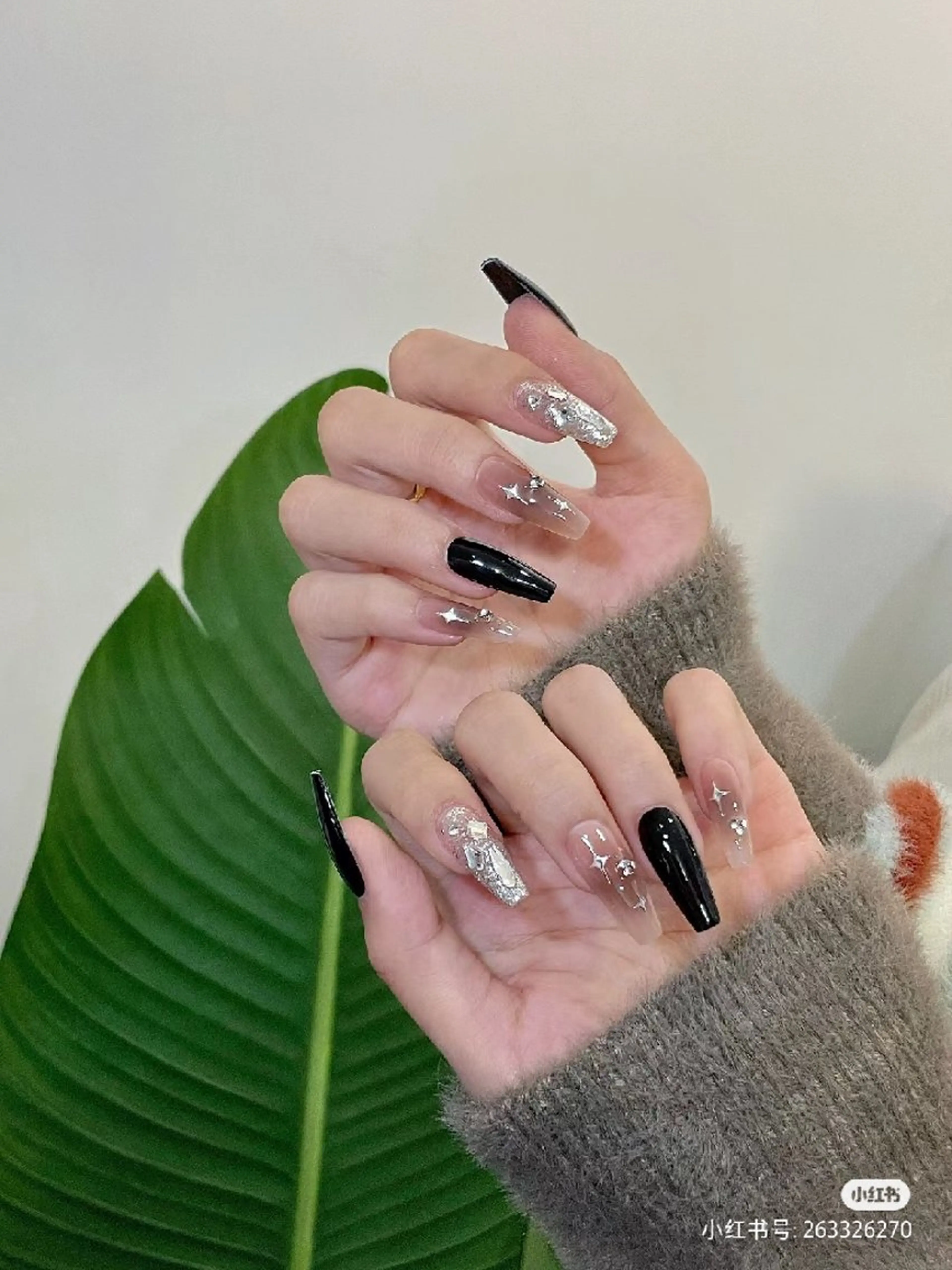 ネイル Theone栄店 田口のネイルデザイン