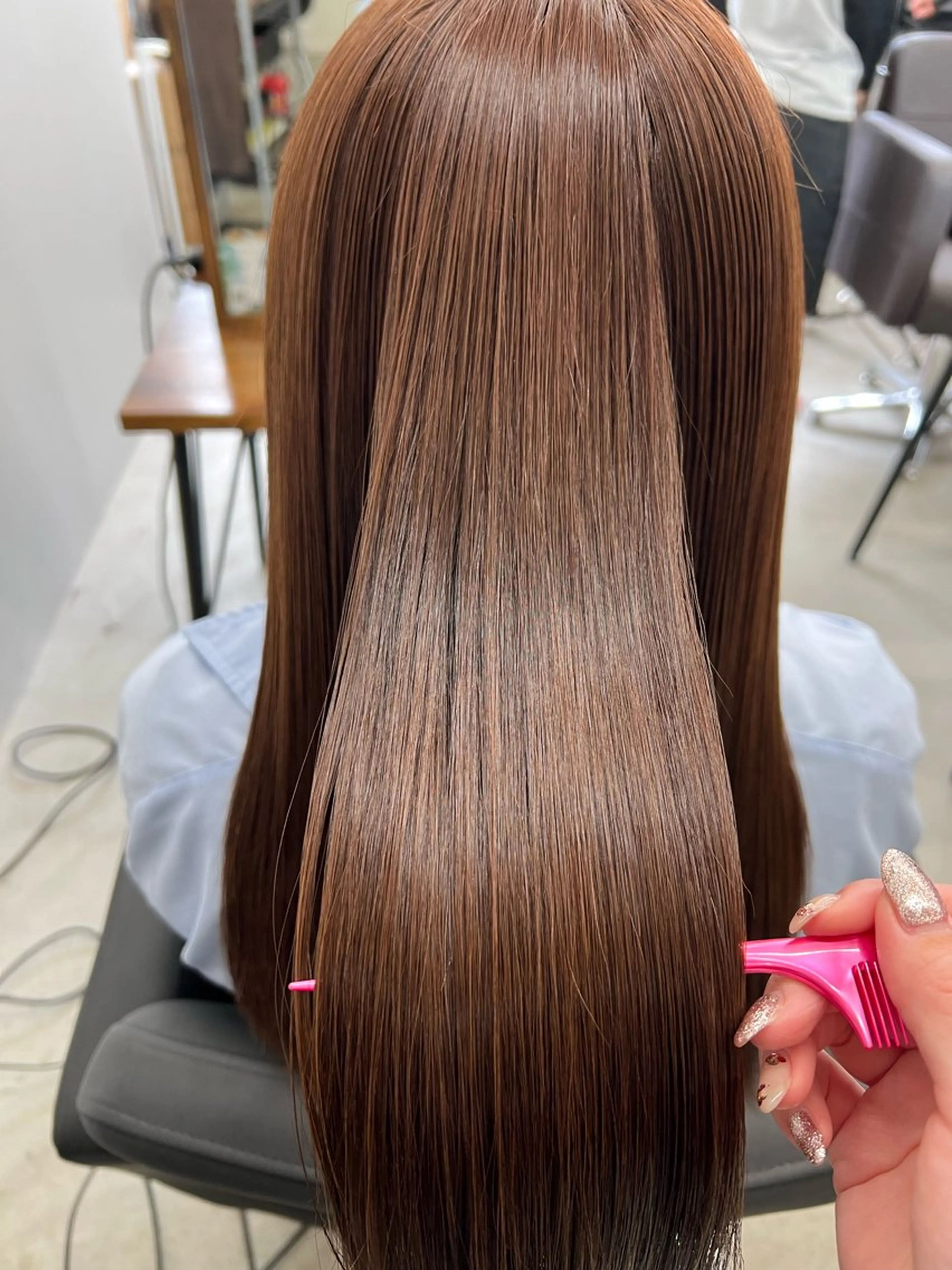 ロング ピンクブラウン ヘアカラー 藤澤 めぐのヘアスタイル