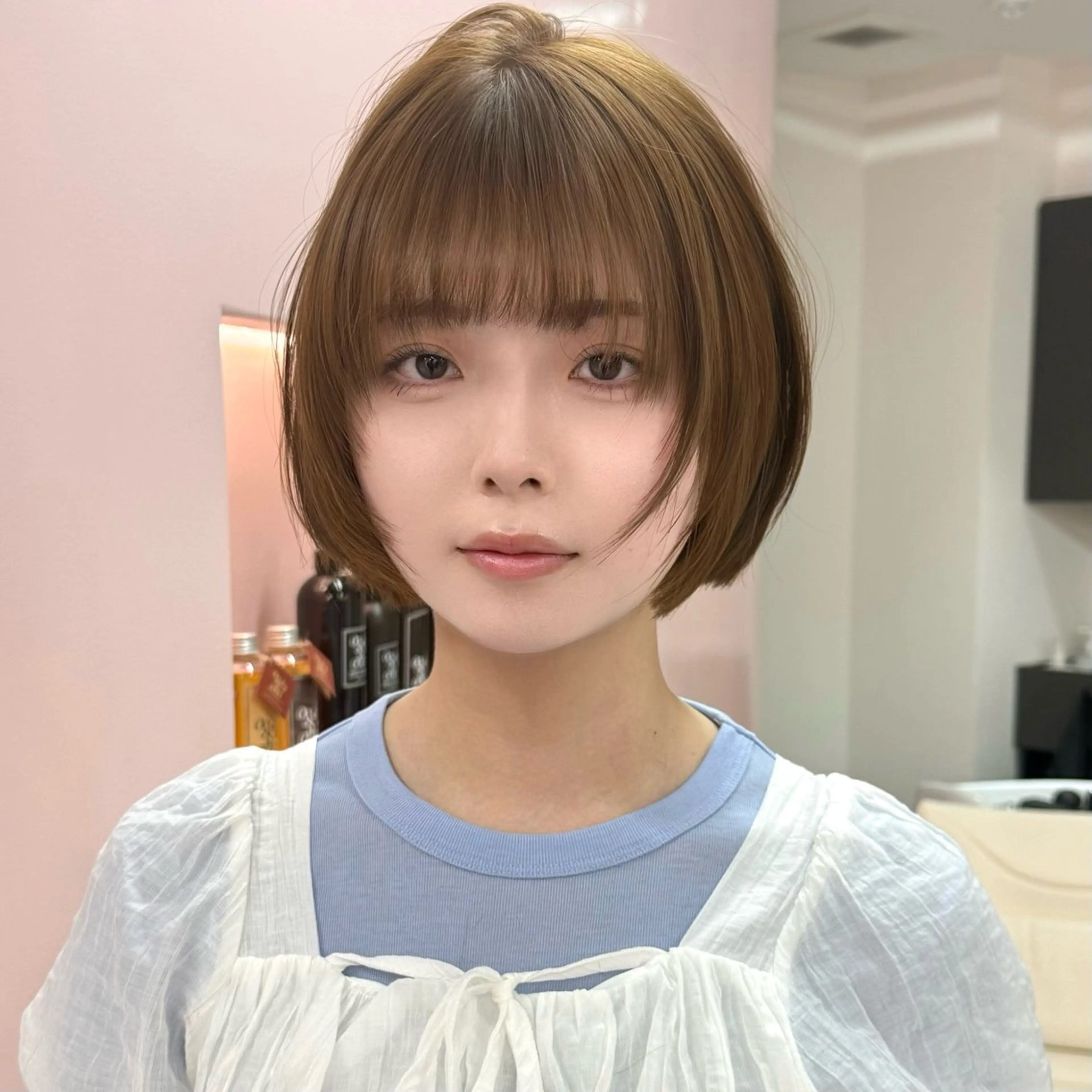 ミディアム ボブレイヤー ボブ レイヤーカット カット ヘアカラー 鍋田/ 渋谷/ 縮毛矯正／レイヤーのヘアスタイル