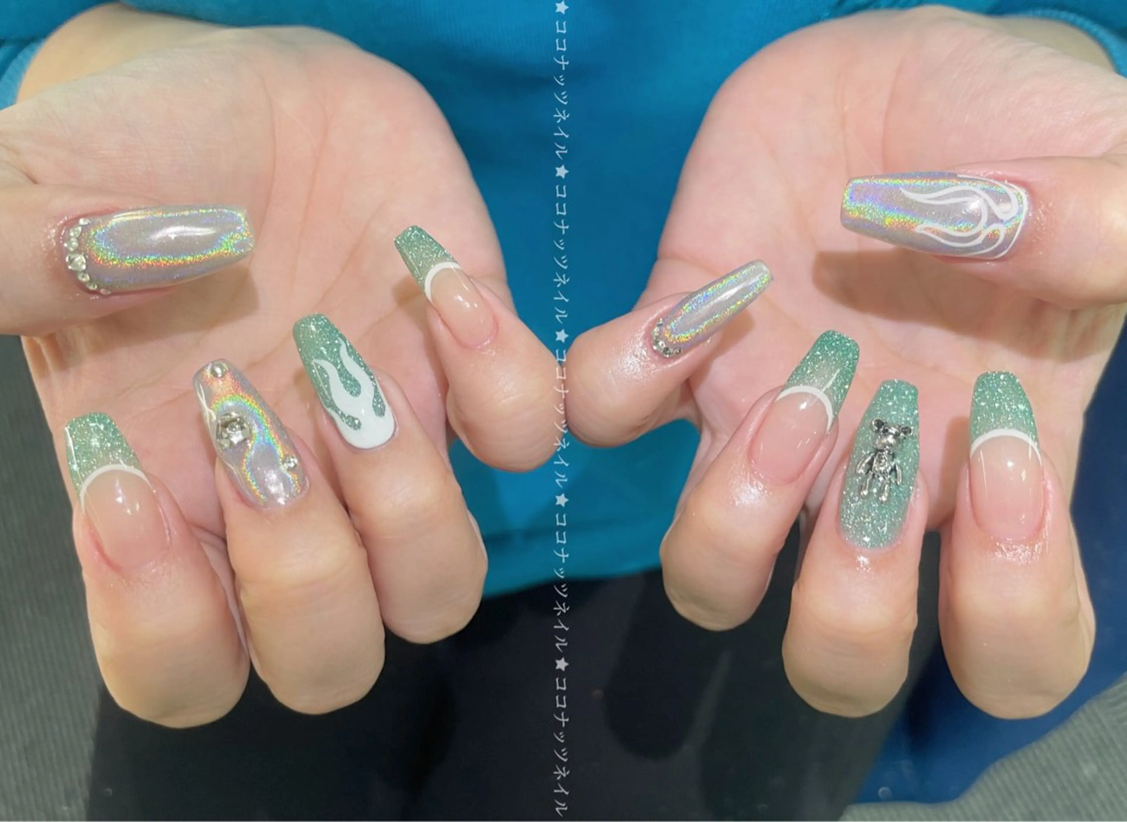 ネイル べっ甲ネイル フレンチネイル キラキラネイル マグネットネイル 大理石ネイル(マーブル) ハンドネイル 神田 ココナッツのネイルデザイン