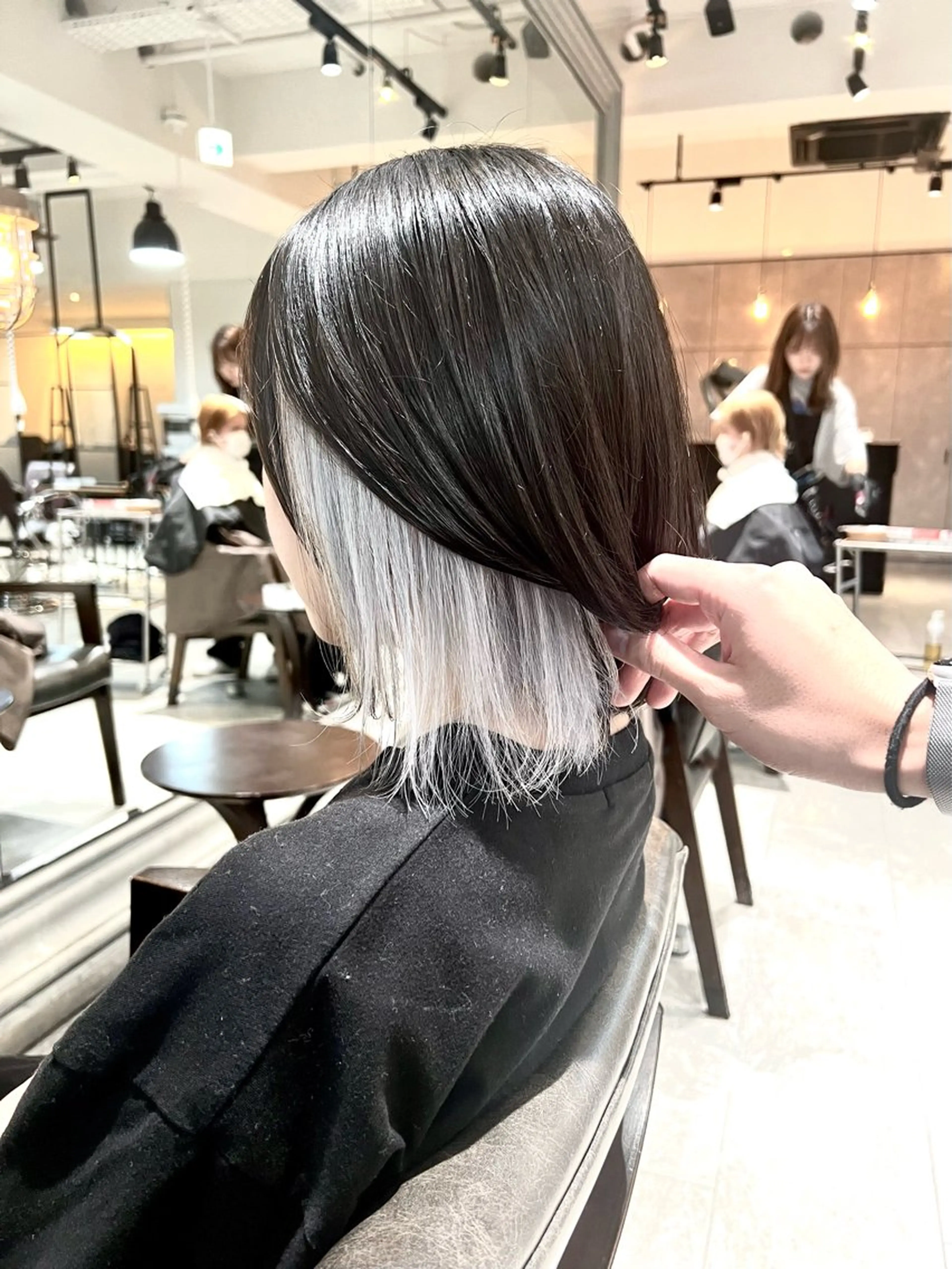 ミディアム カラー ヘアアレンジ ヘアカラー トリートメント ヘッドスパ ヘアセット 🌈インナーカラー ‘ショウマ’🌈のヘアスタイル