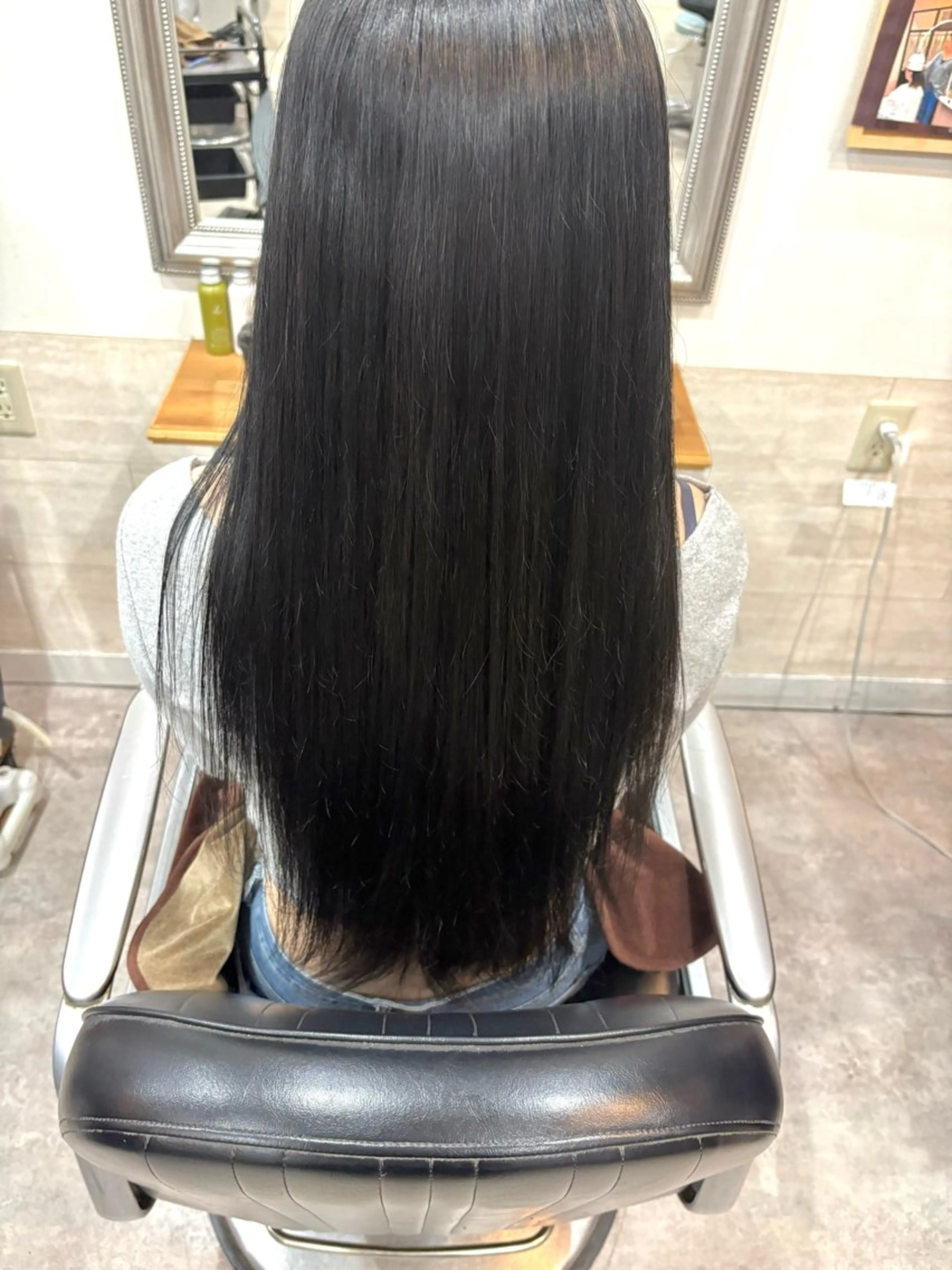 ロング カラー ヘアカラー 堀川 希歩のヘアスタイル