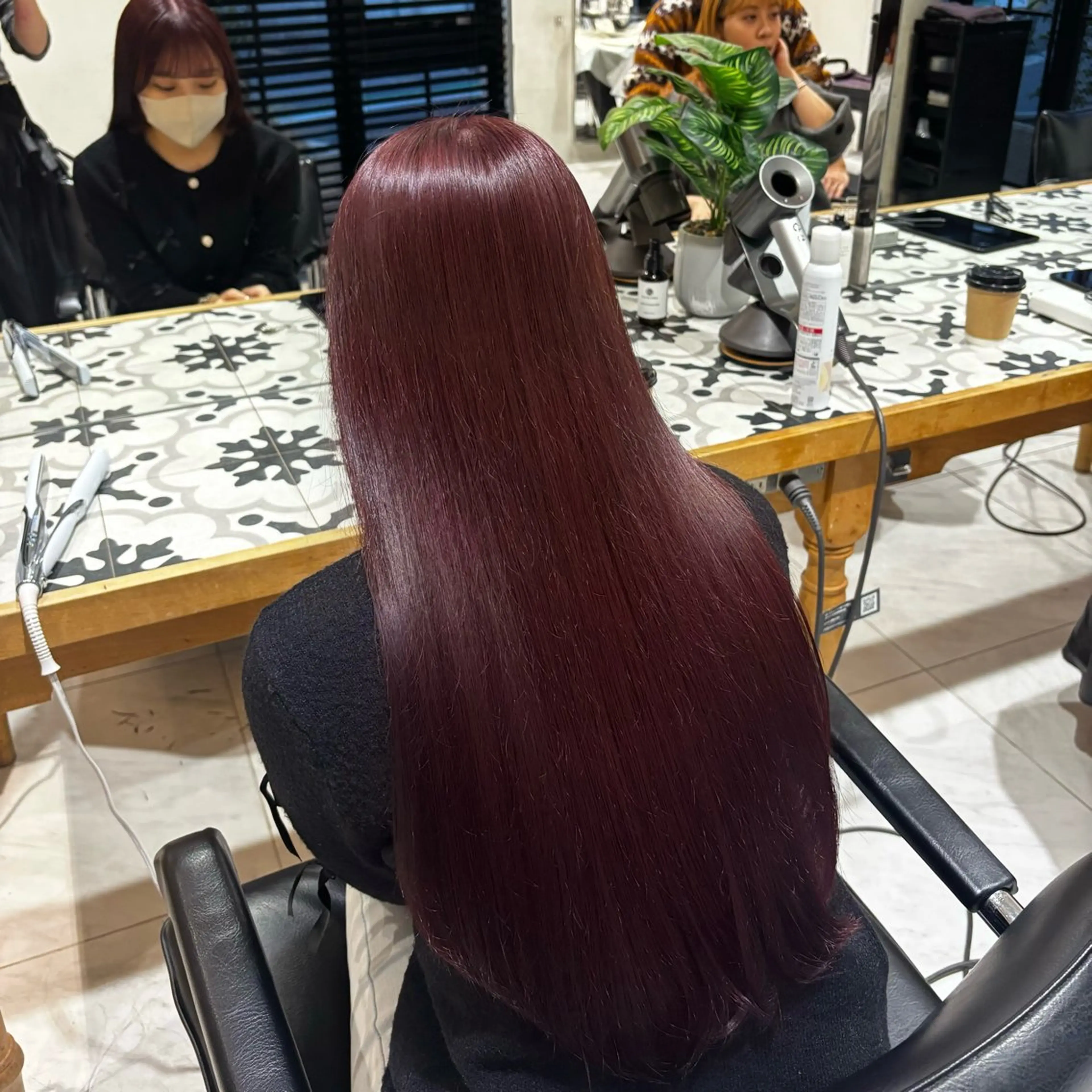 ロング カラー ヘアカラー トリートメント ヘアセット 莉瑠 / モデル価格募集🐃のヘアスタイル