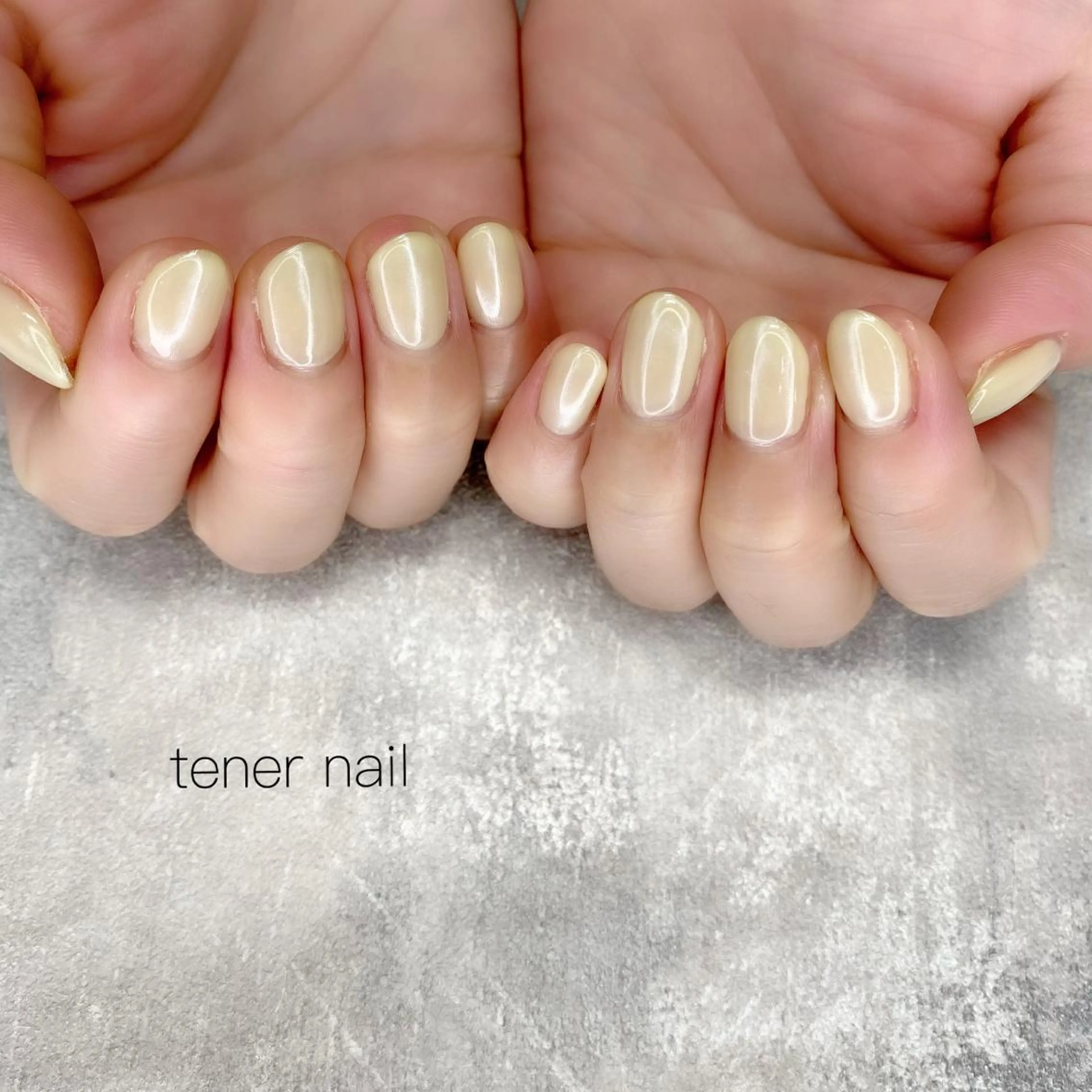 ネイル ホワイト 黄色 テネルネイル tener nailのネイルデザイン