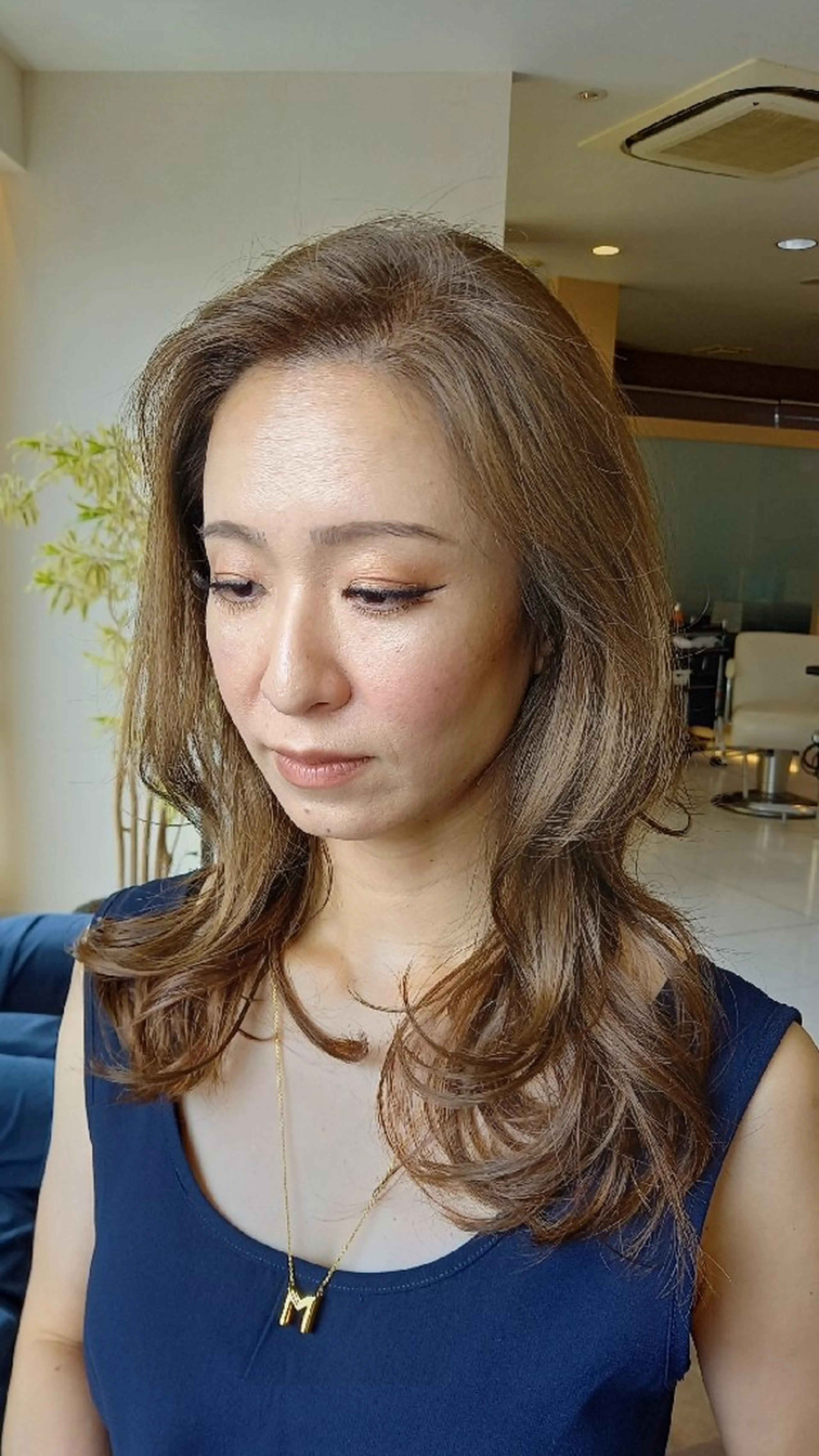 ロング カラー 透明感カラー イルミナカラー 飯田・髪質改善縮毛矯 正・カラー・パーマのヘアスタイル