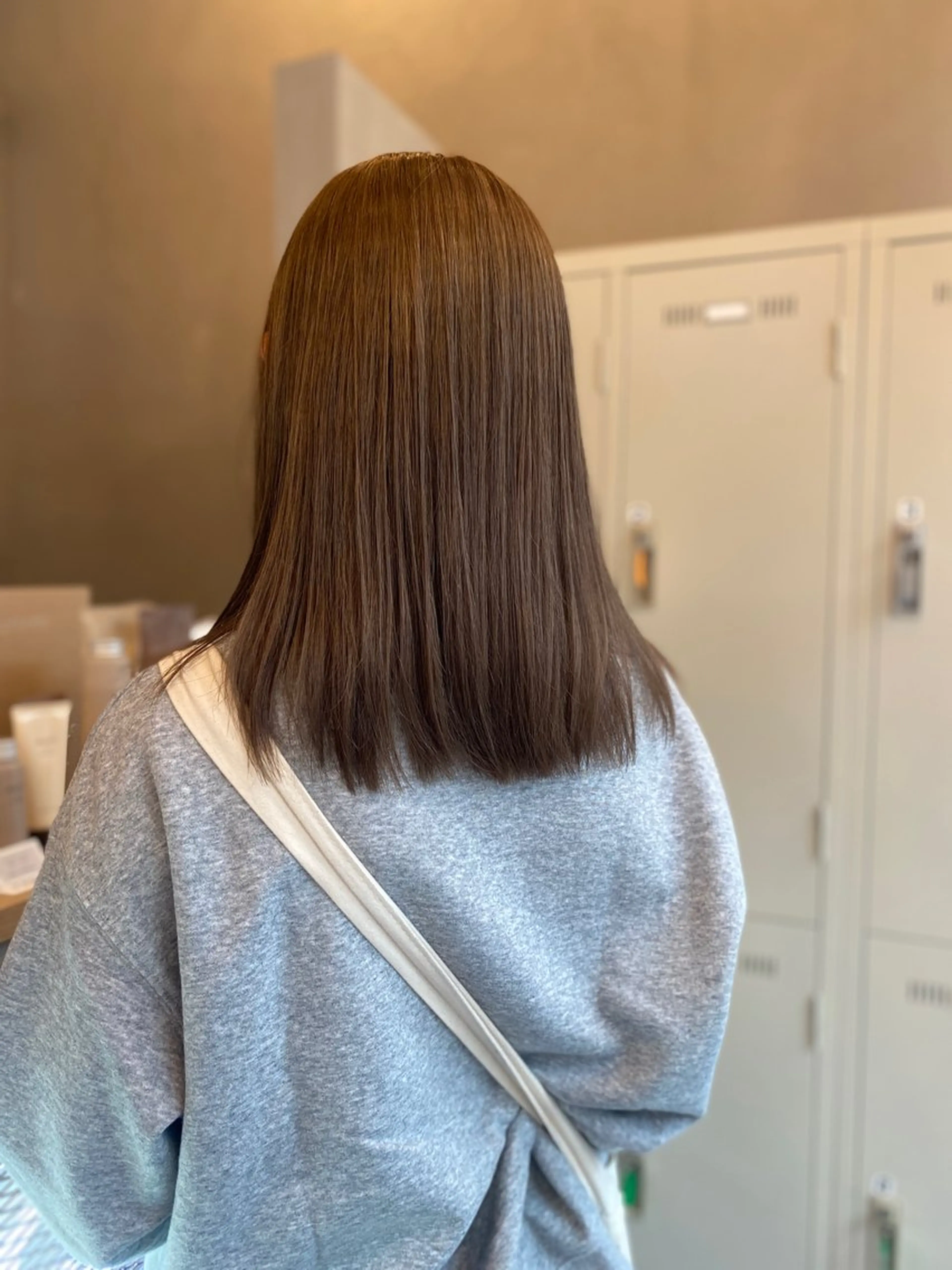 ミディアム 徳重 美香のヘアスタイル