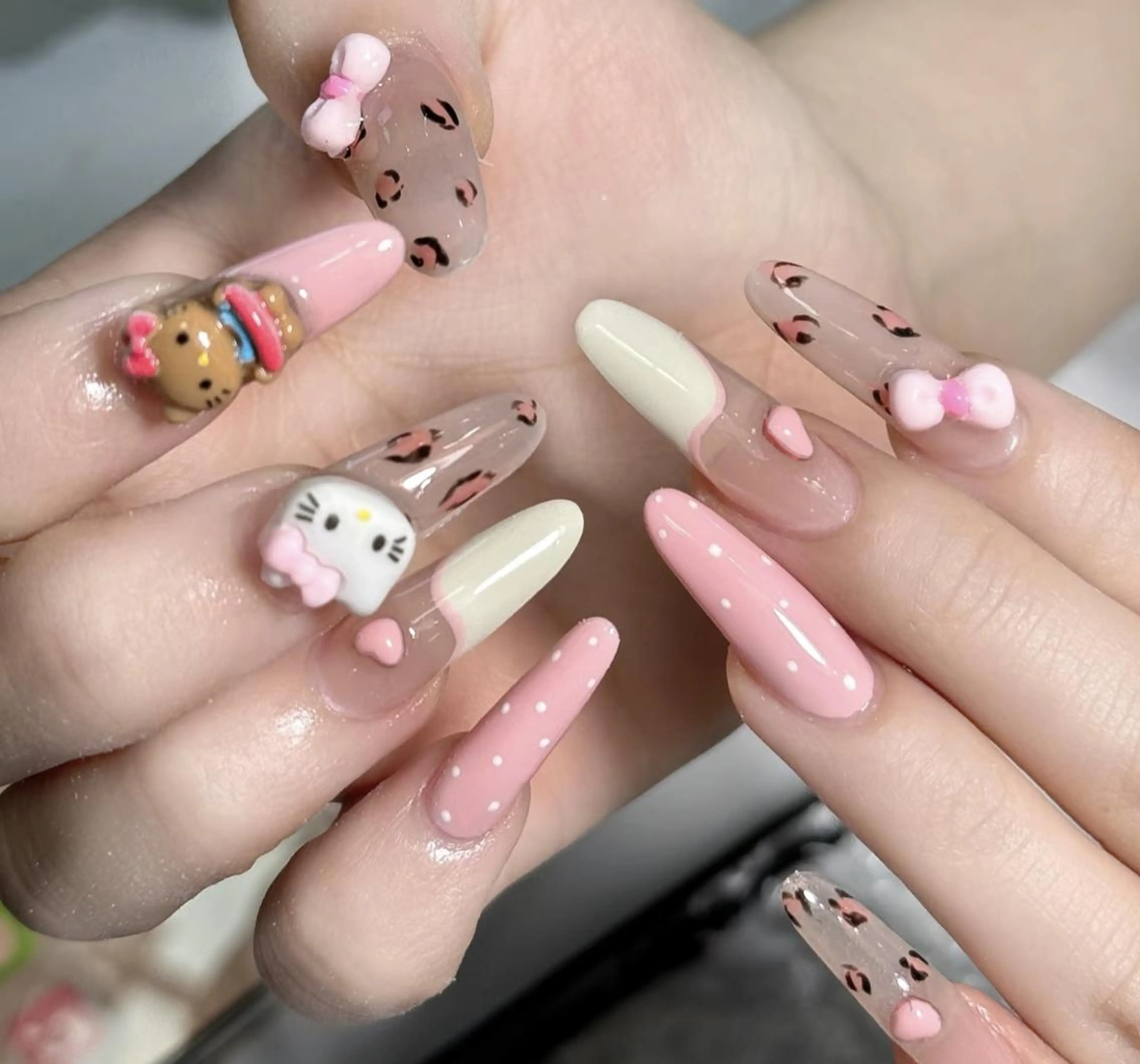ネイル ハンドネイル 🎀 UU_nailのネイルデザイン
