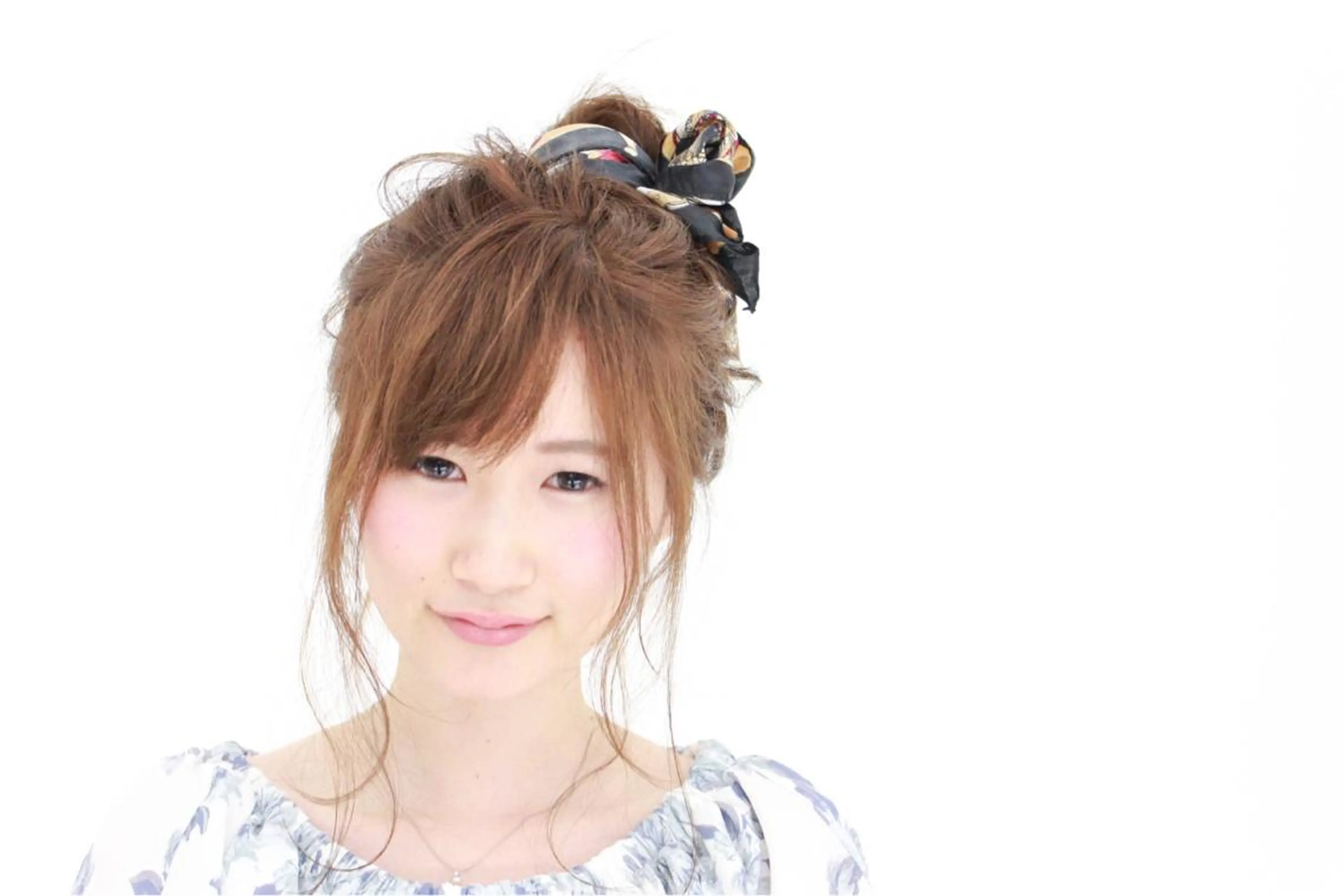 ロング ヘアアレンジ お団子ヘア 西川 ヒロキのヘアスタイル