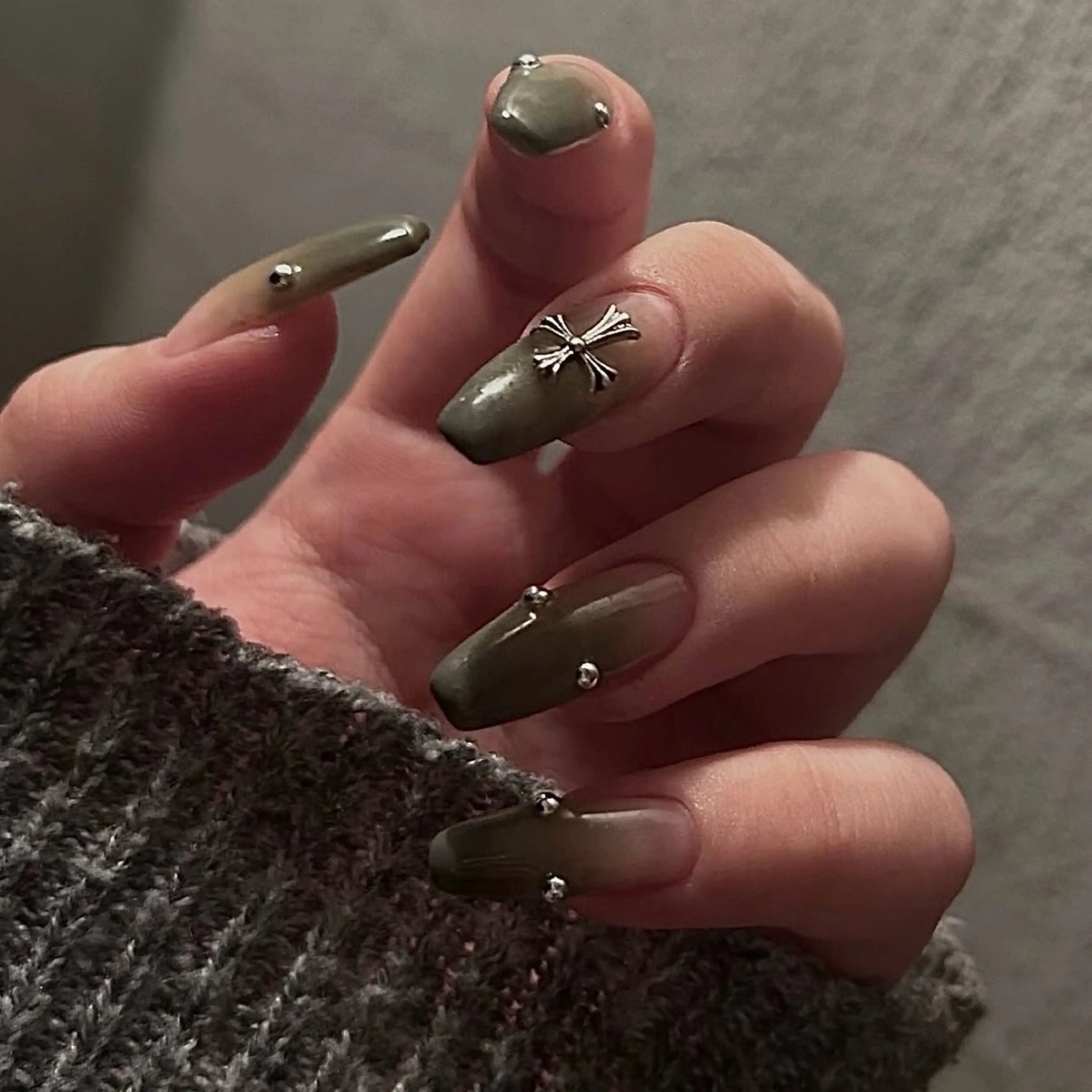 〔オフ無料・ケア込み〕Handオーダーネイル¥12100→¥9900の写真