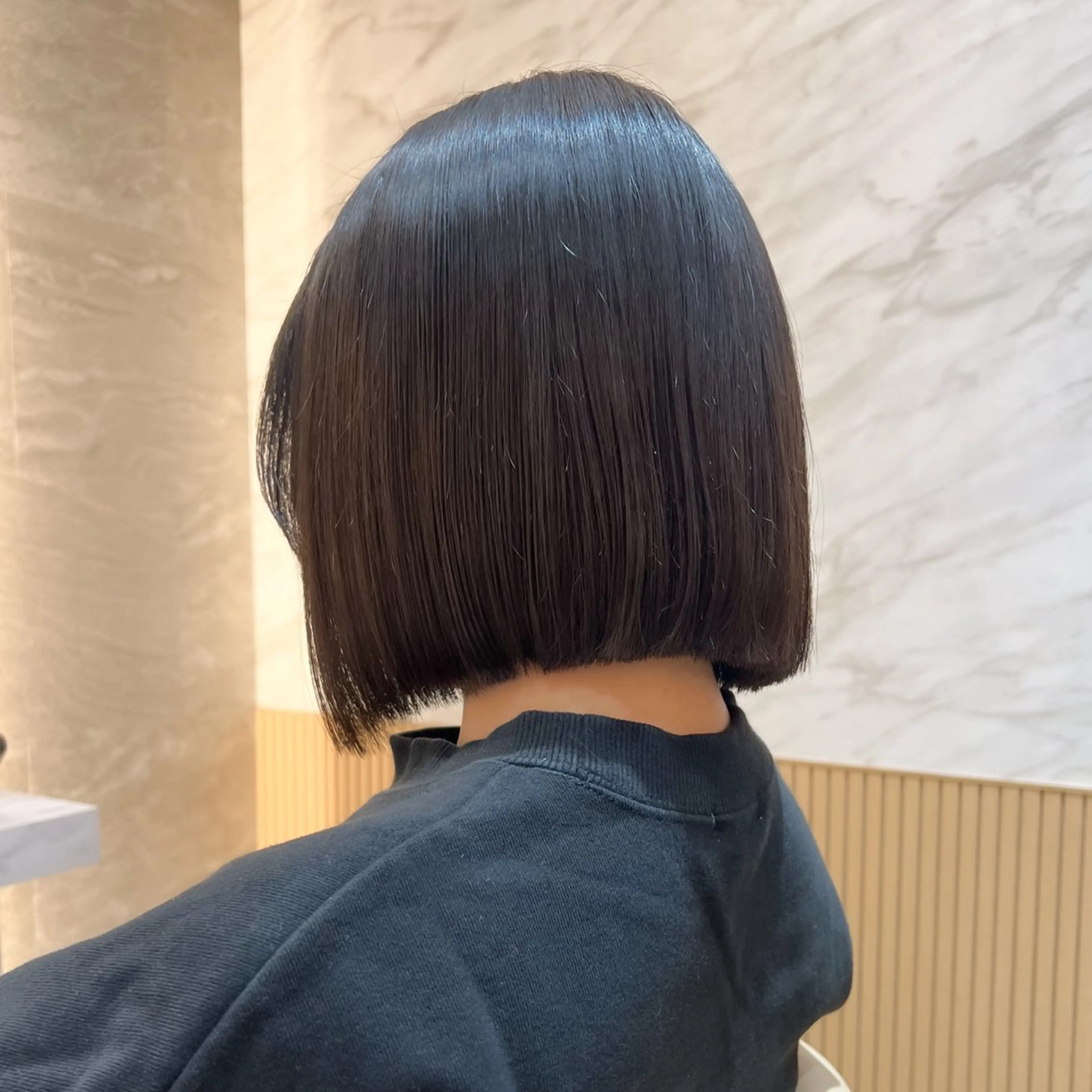 ショート カラー カット ヘアカラー トリートメント ボブ/巻ける縮毛矯正 /韓国レイヤーはなのヘアスタイル