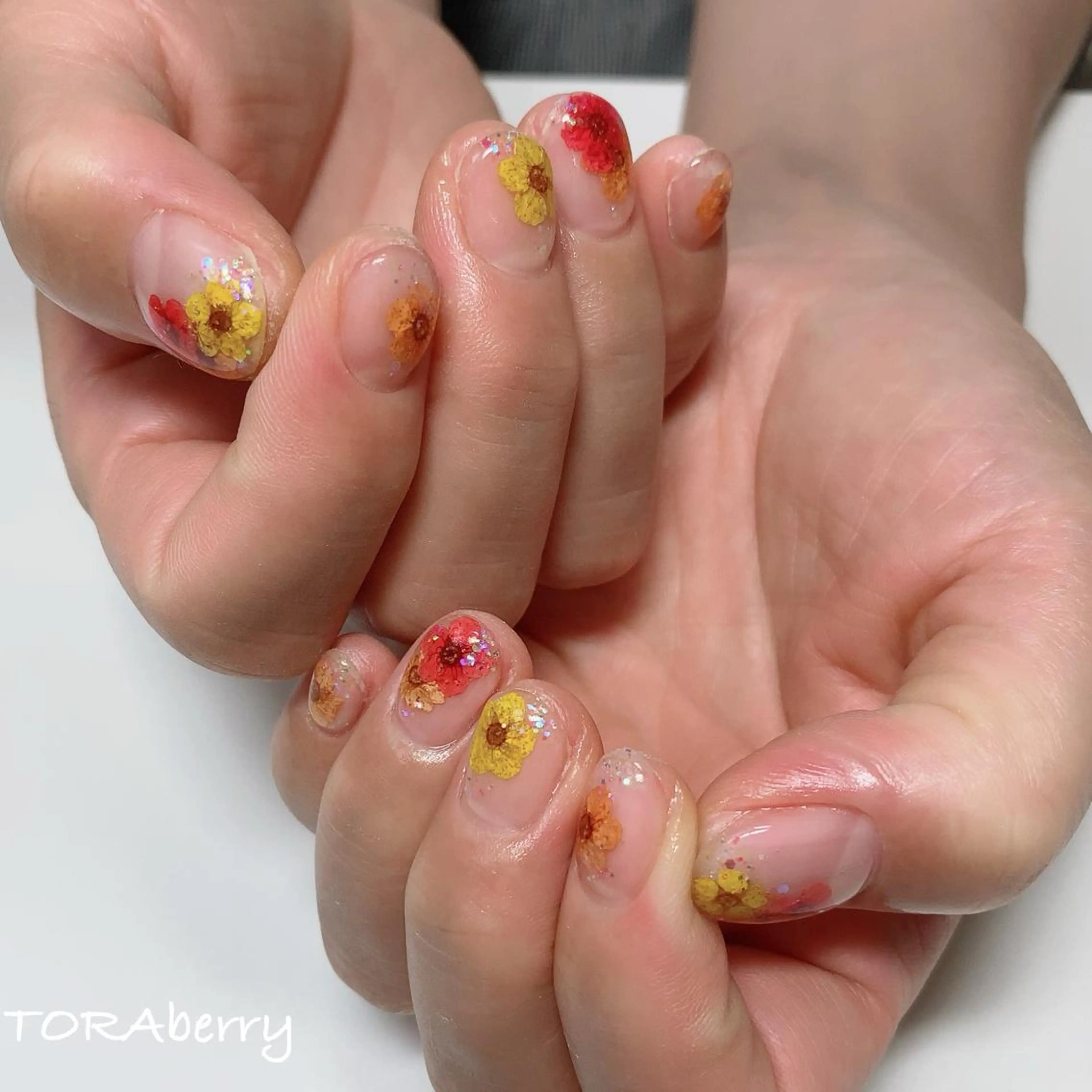 ネイル ハンドネイル ネイリスト なつみのネイルデザイン