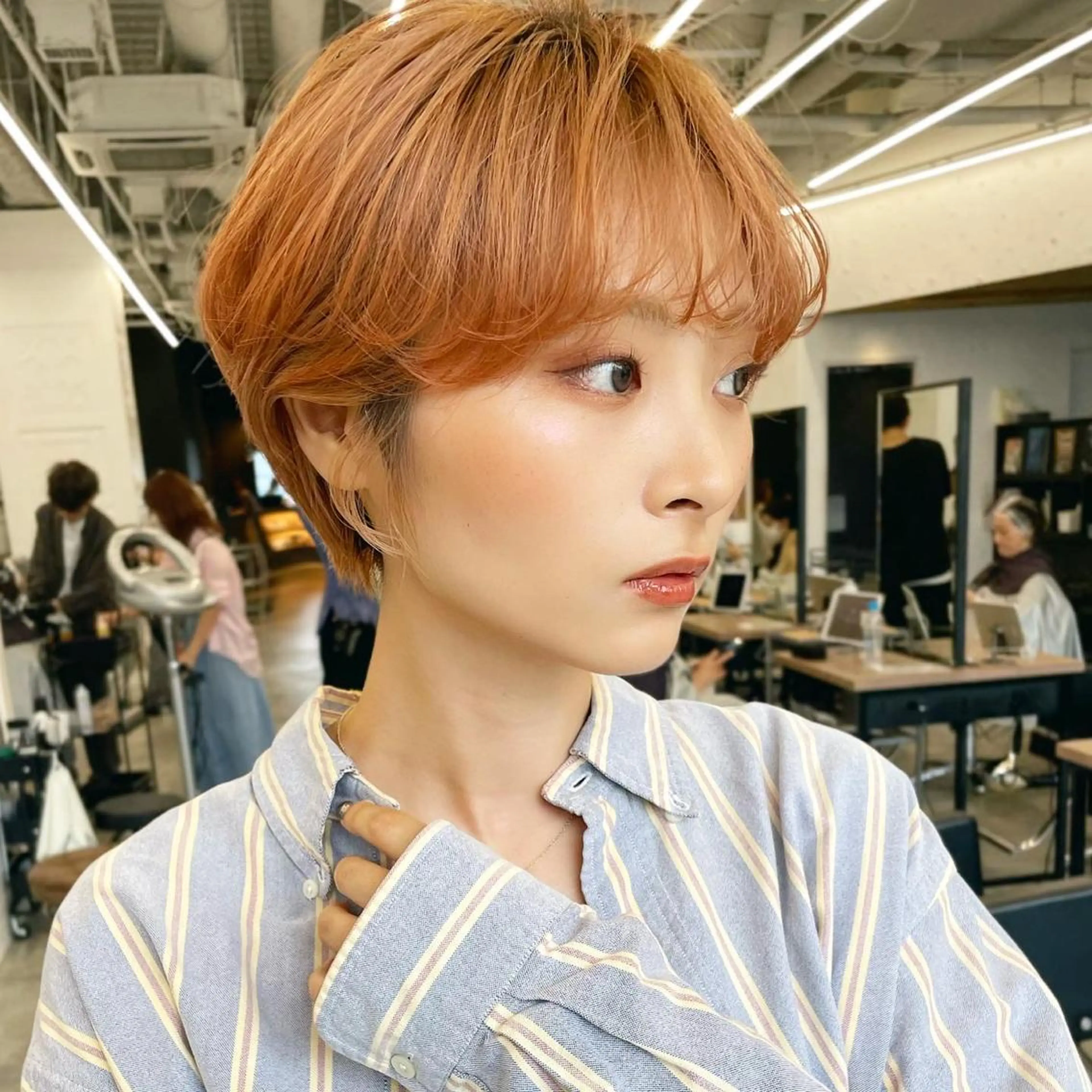 ショート パーマ ショートヘア カット パーマ レイヤー/ショート透 明感カラー/西田祐賀のヘアスタイル