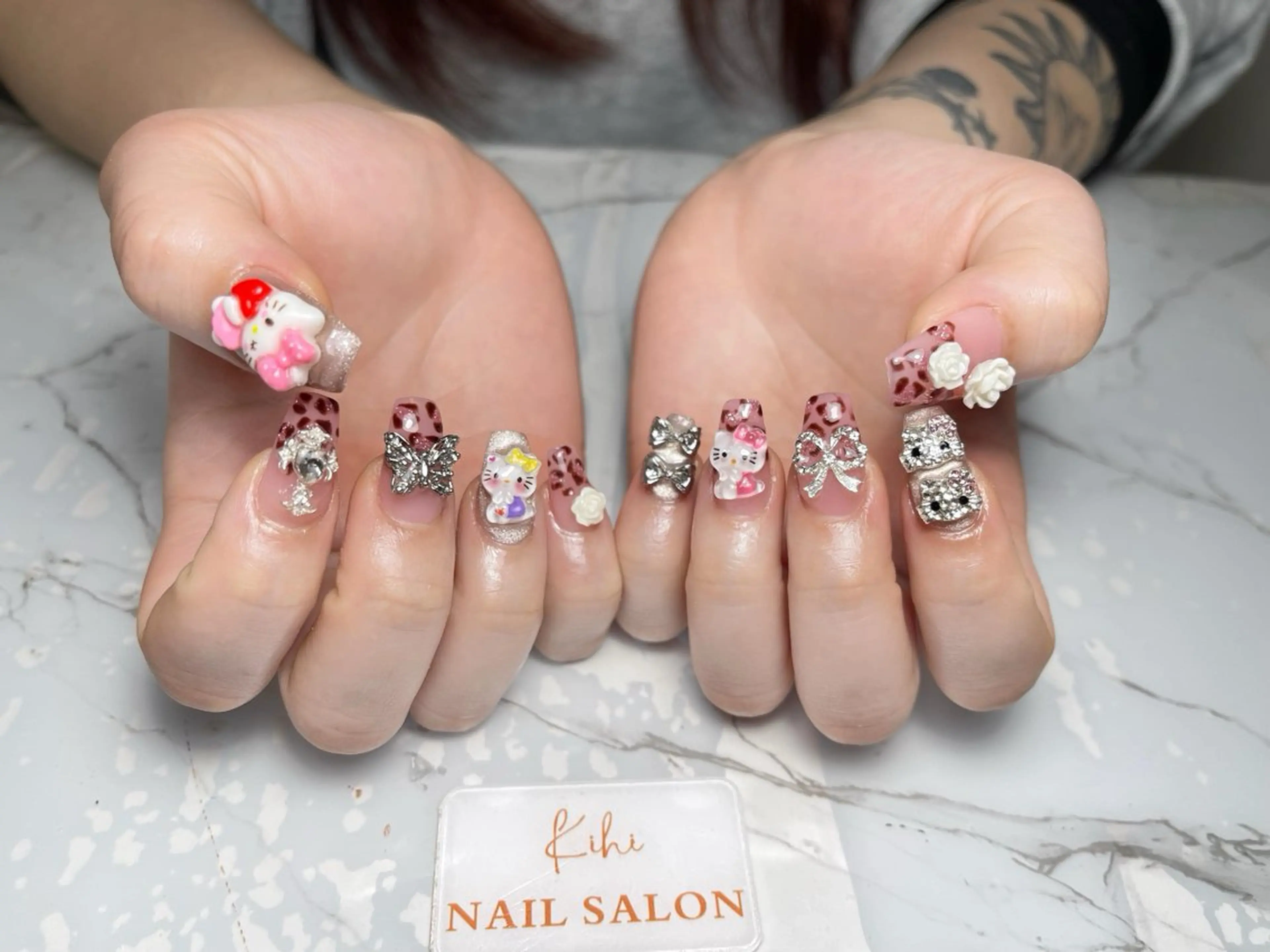 ネイル アートネイル フレンチネイル ジェルネイル グラデーション 韓国ネイル さくら💮💮 【オフ無料】のネイルデザイン