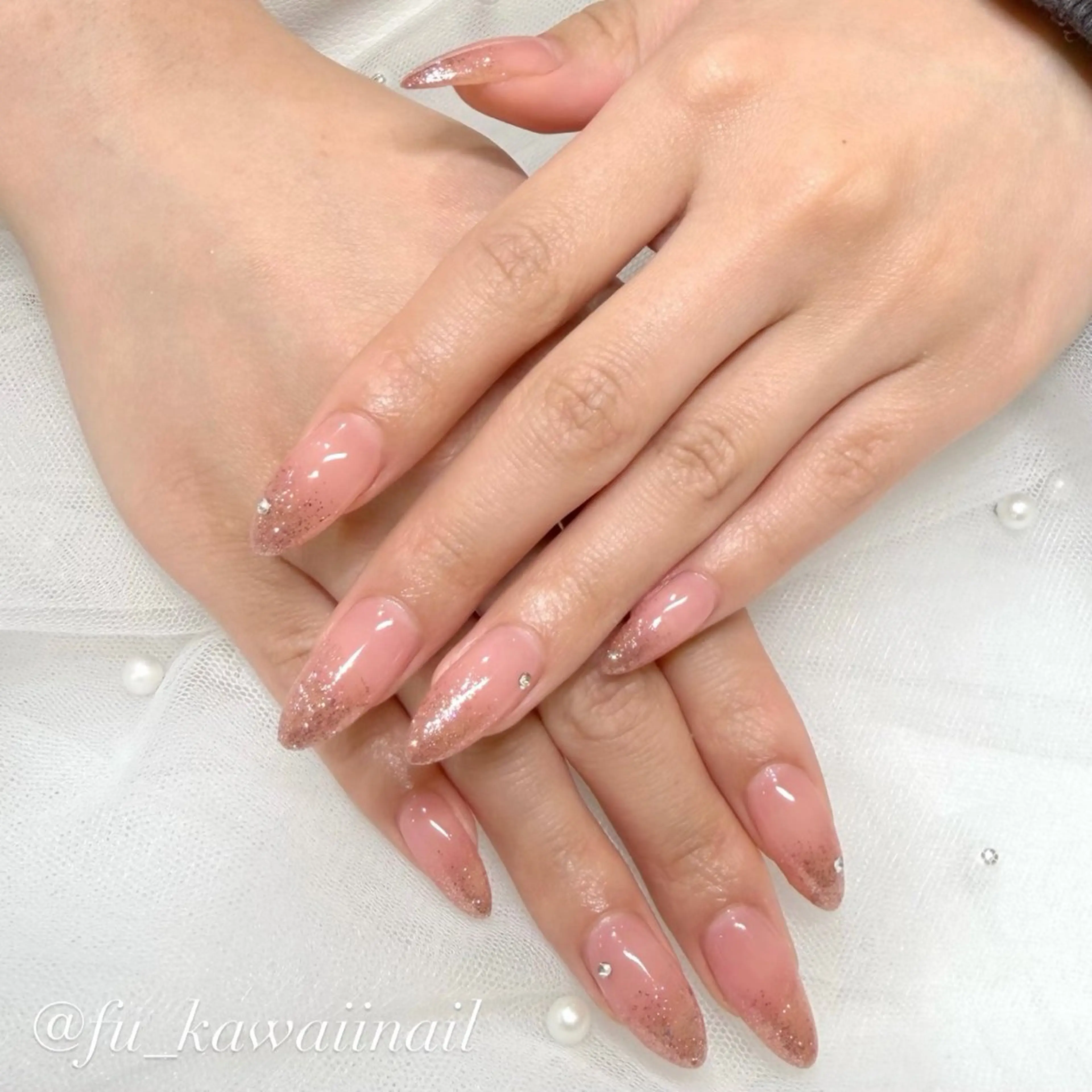 ネイル グラデーション ラメ(グリッター) ラメグラデーション ハンドネイル 🪞ヤギフウカ🪞 渋谷ネイルのネイルデザイン