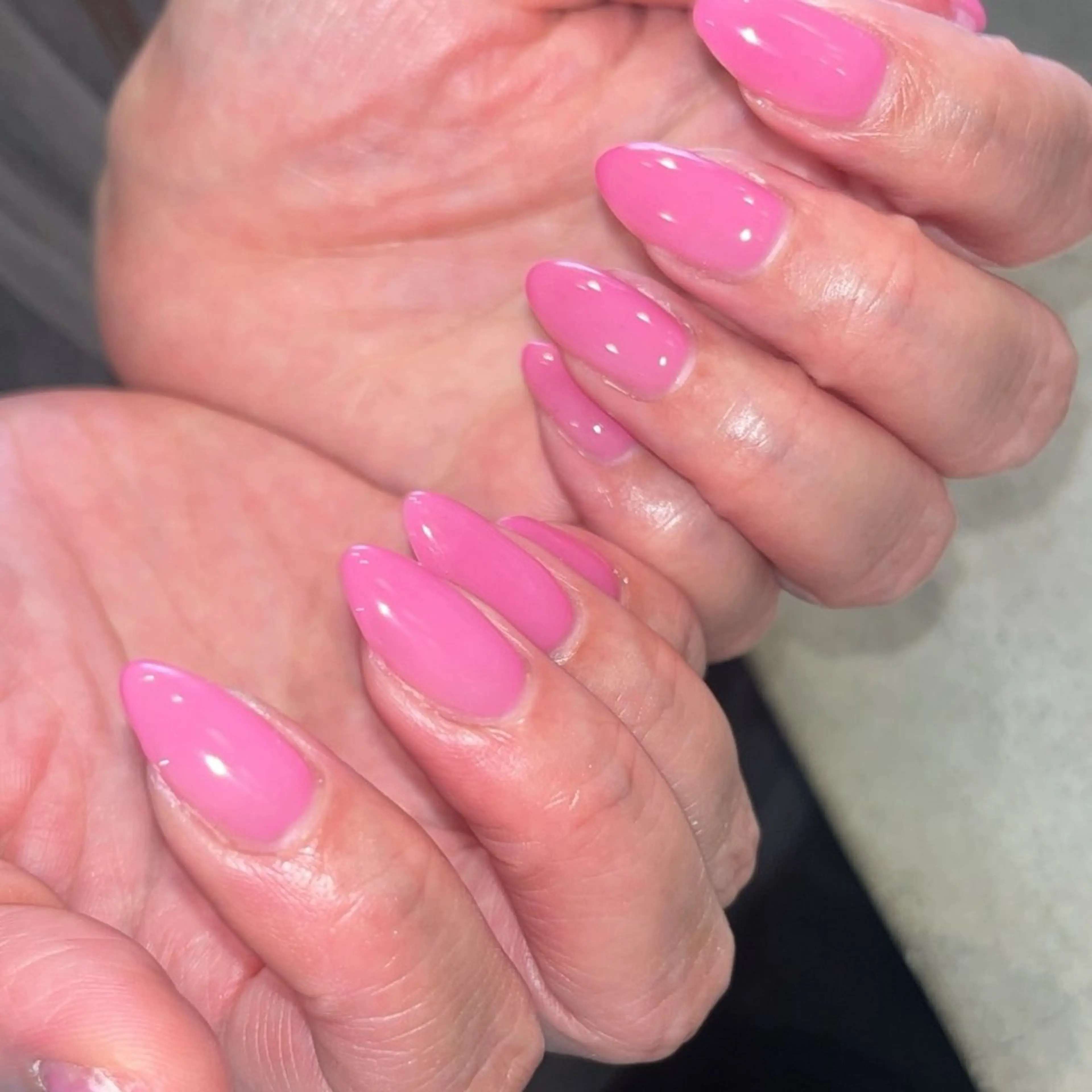 ネイル LABEL TAKARAのネイルデザイン