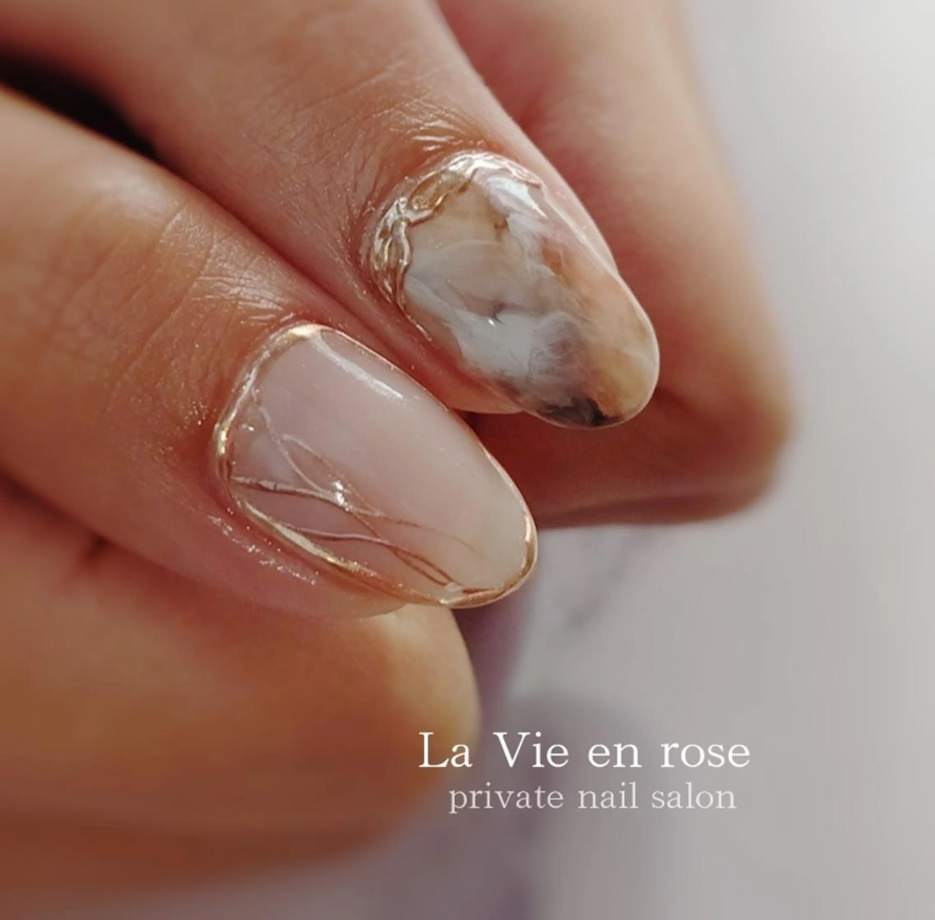 ネイル ラヴィアン ローズのネイルデザイン