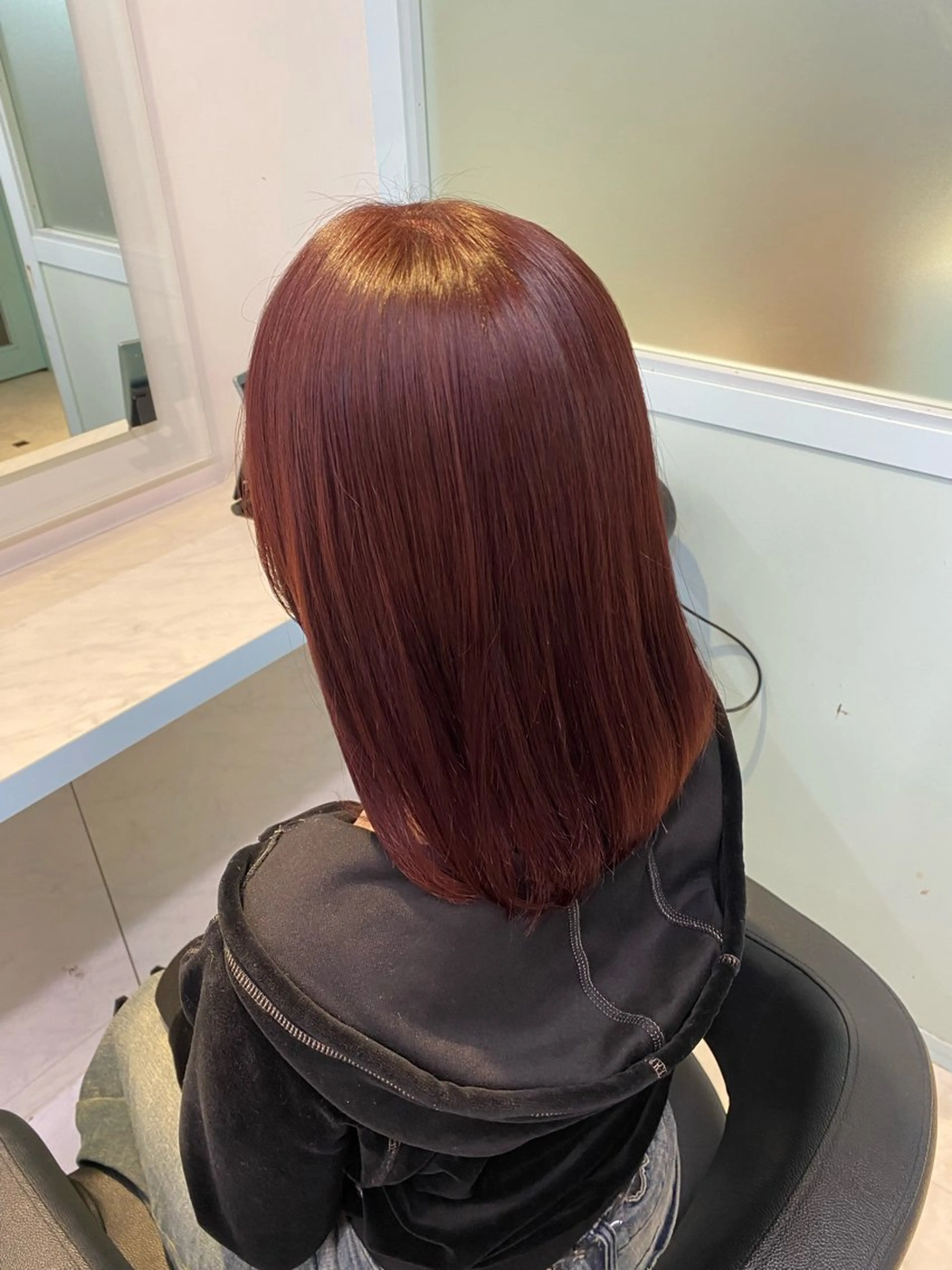 セミロング ヘアカラー 🤎モテ髪＆透明感 ミルクティー🥣🤎のヘアスタイル