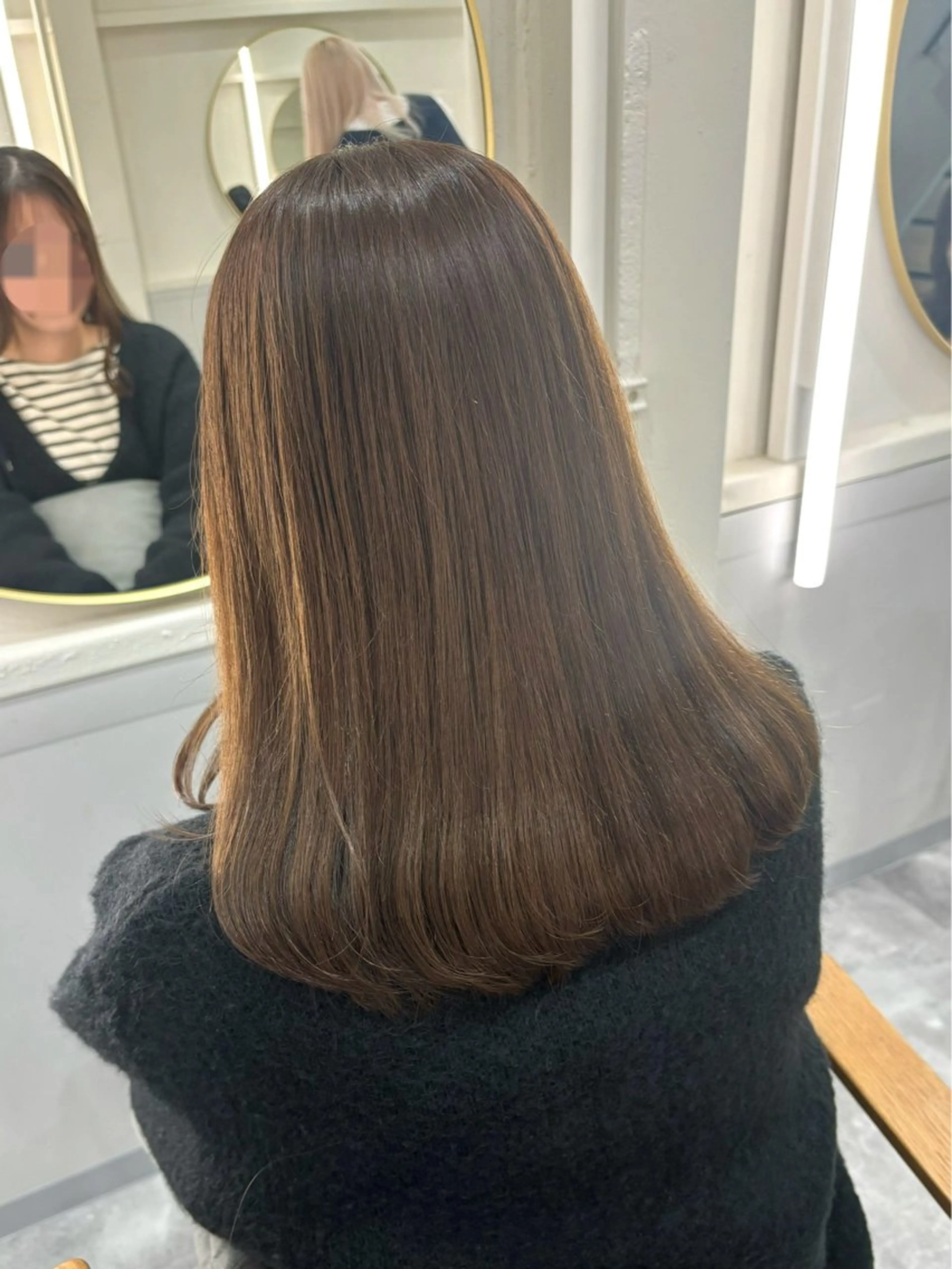 セミロング カラー ベージュカラー 透明感カラー オリーブベージュ カット ヘアカラー 暖色カラー✨️ 門内 梨真のヘアスタイル