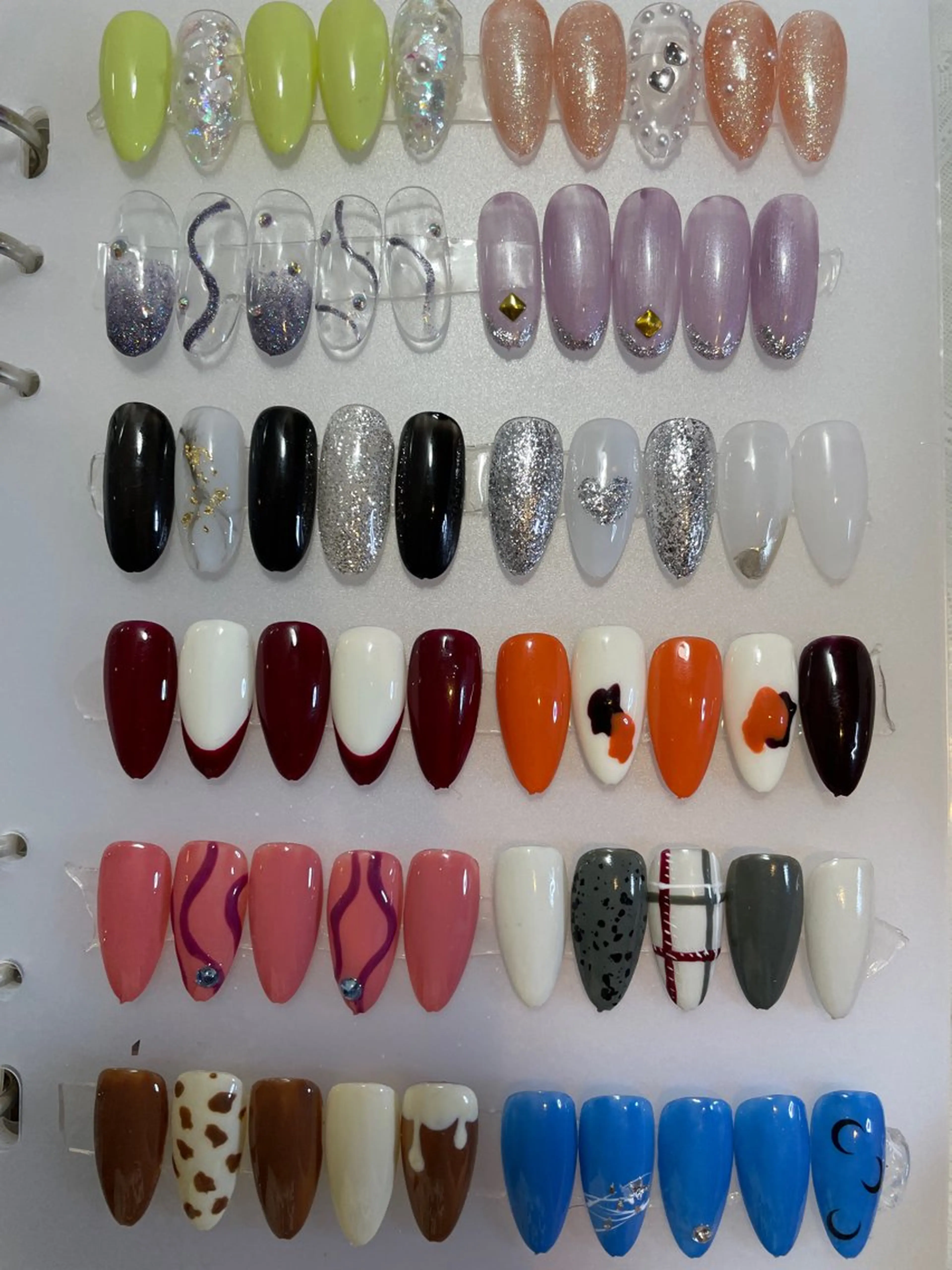 ネイル ハンドネイル キラリ ネイルサロンのネイルデザイン