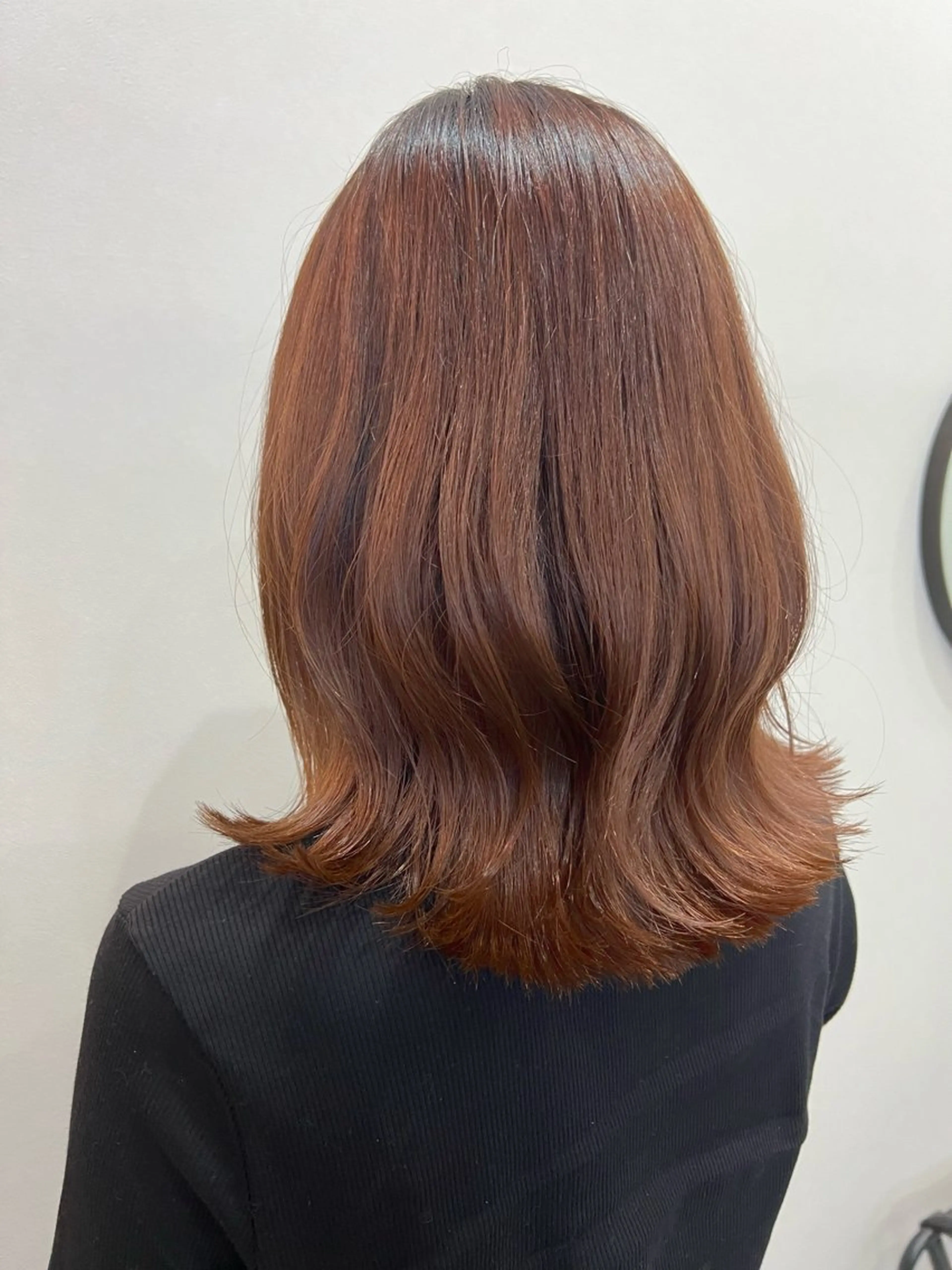 ミディアム SOYON栄 山下麻央のヘアスタイル