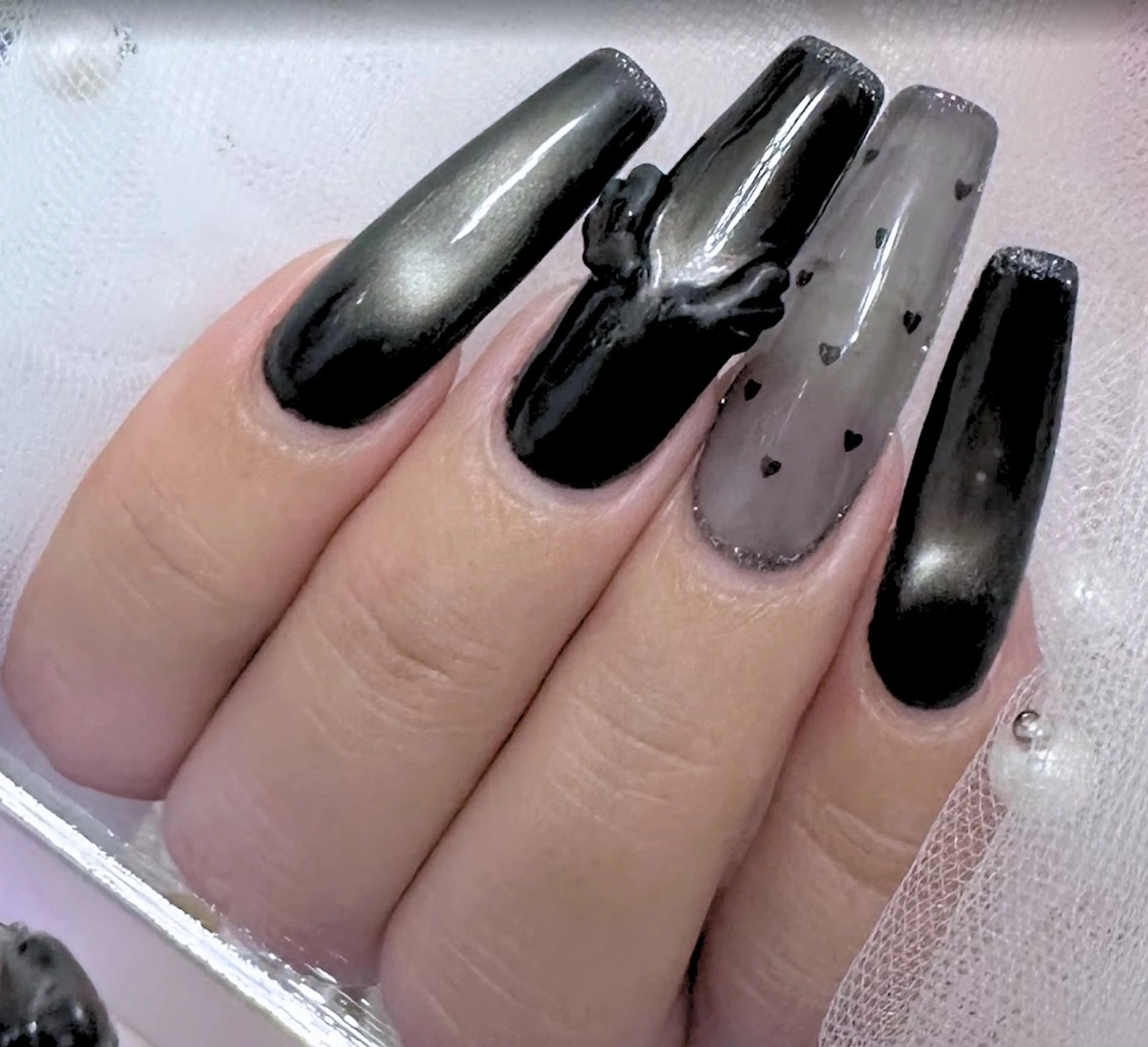 ネイル アートネイル マグネットネイル ハンドネイル marina🪽🫧 堺筋本町 ネイリストのネイルデザイン