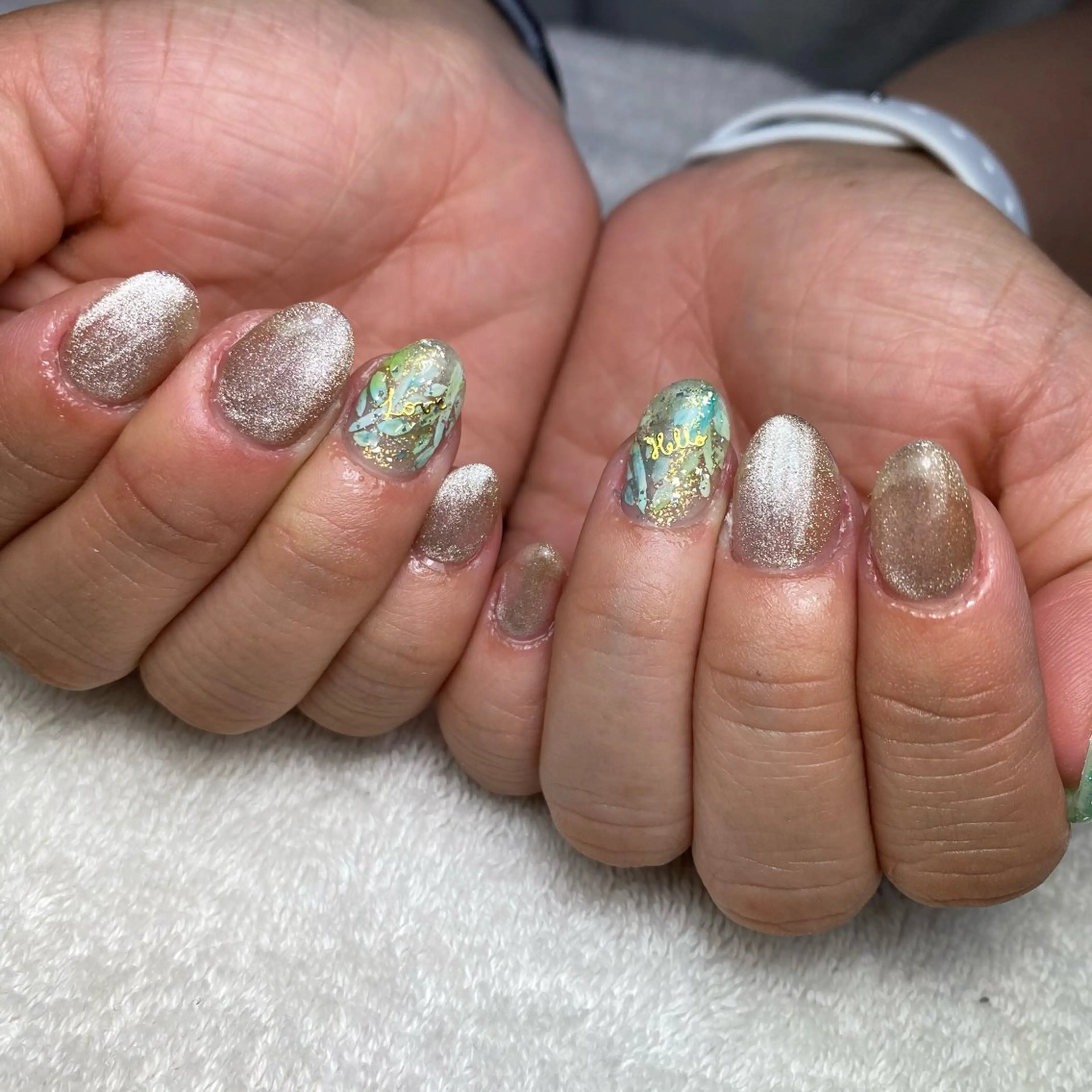 ネイル マグネットネイル 夏ネイル ハンドネイル COCO+所属・COCO +のエステ・リラクイメージ