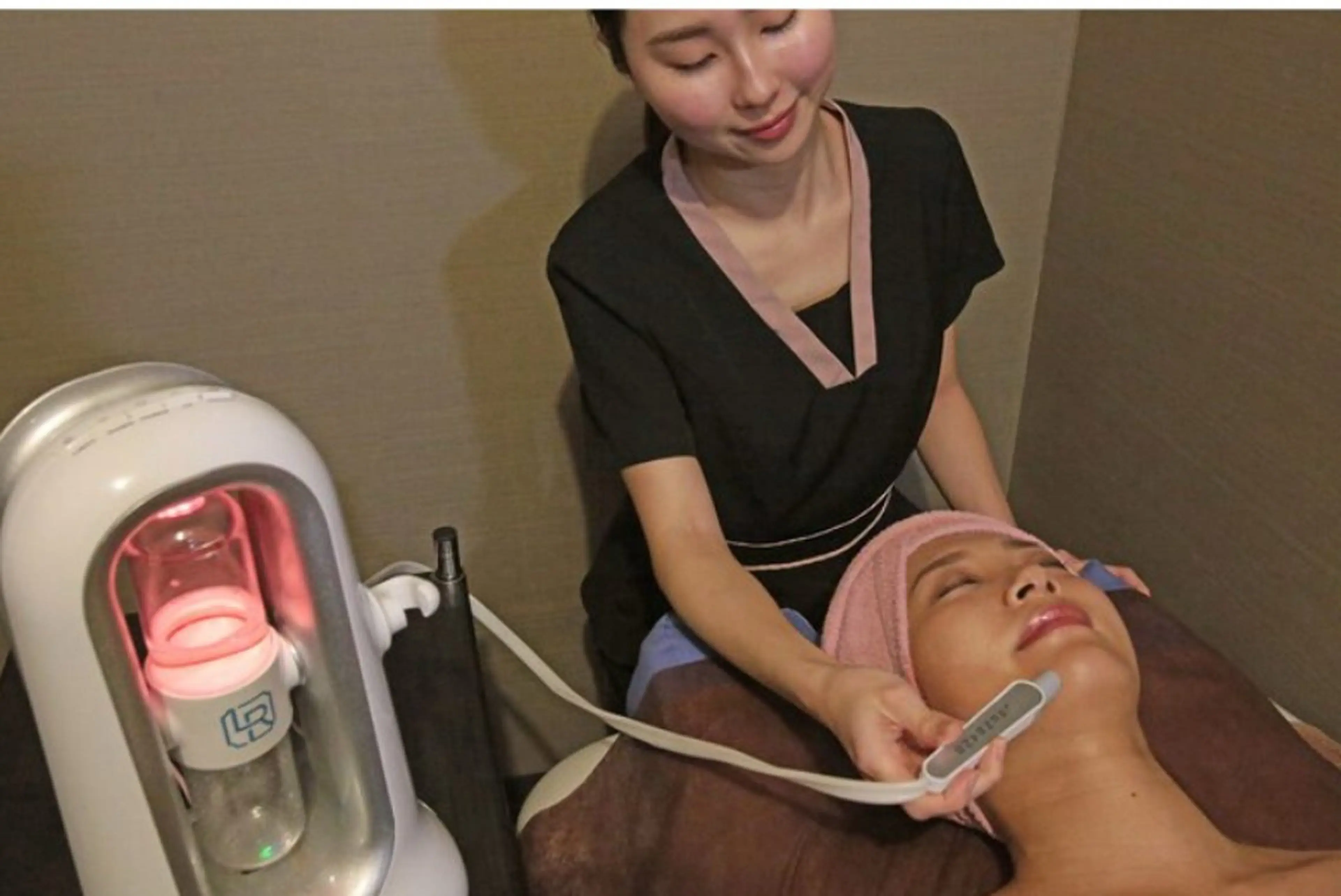 和賀 ひろこのエステ・リラクイメージ