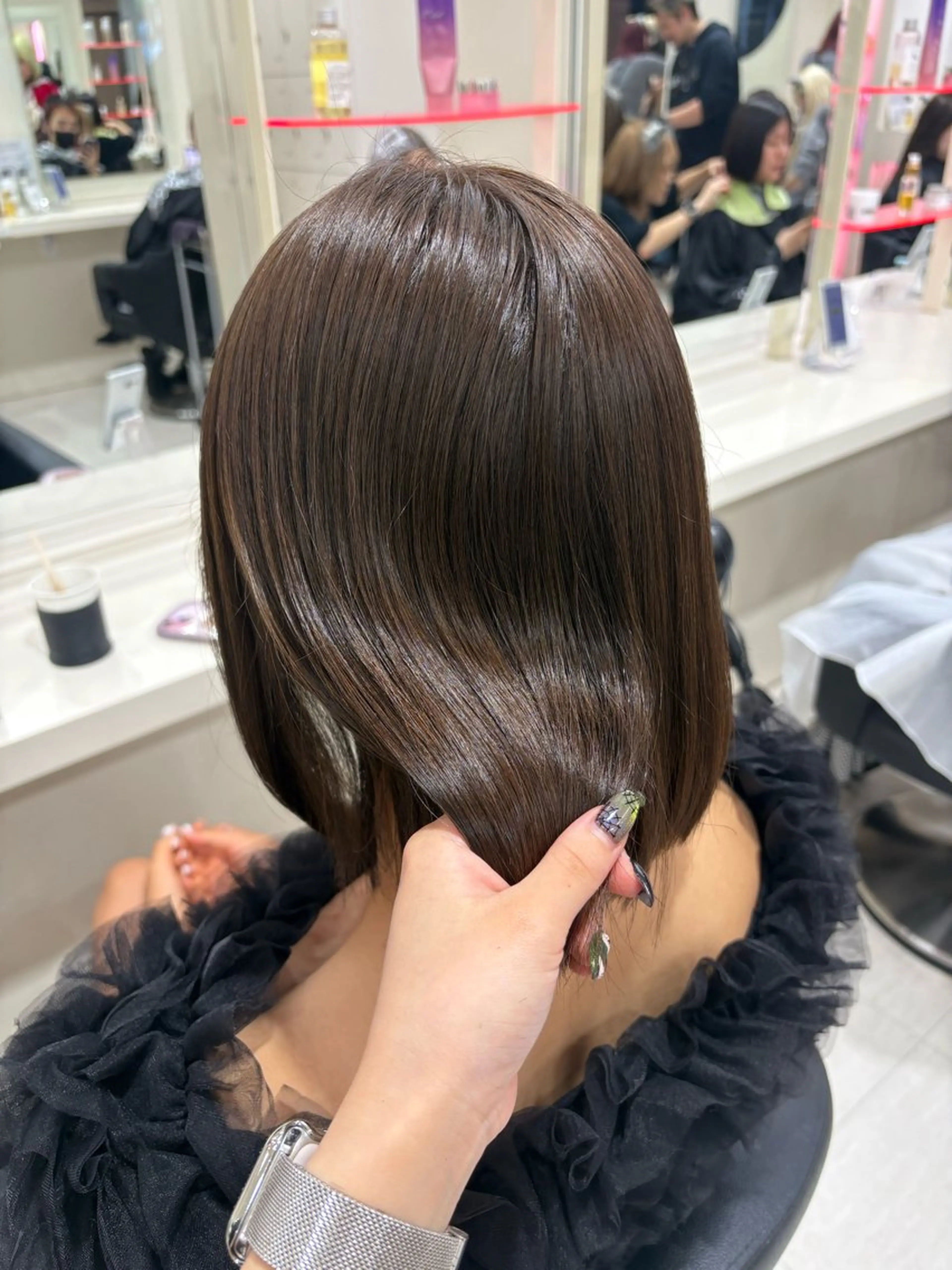 ミディアム カラー ヘアアレンジ ヘアカラー トリートメント 💟RINNA 艶カラー💟のヘアスタイル