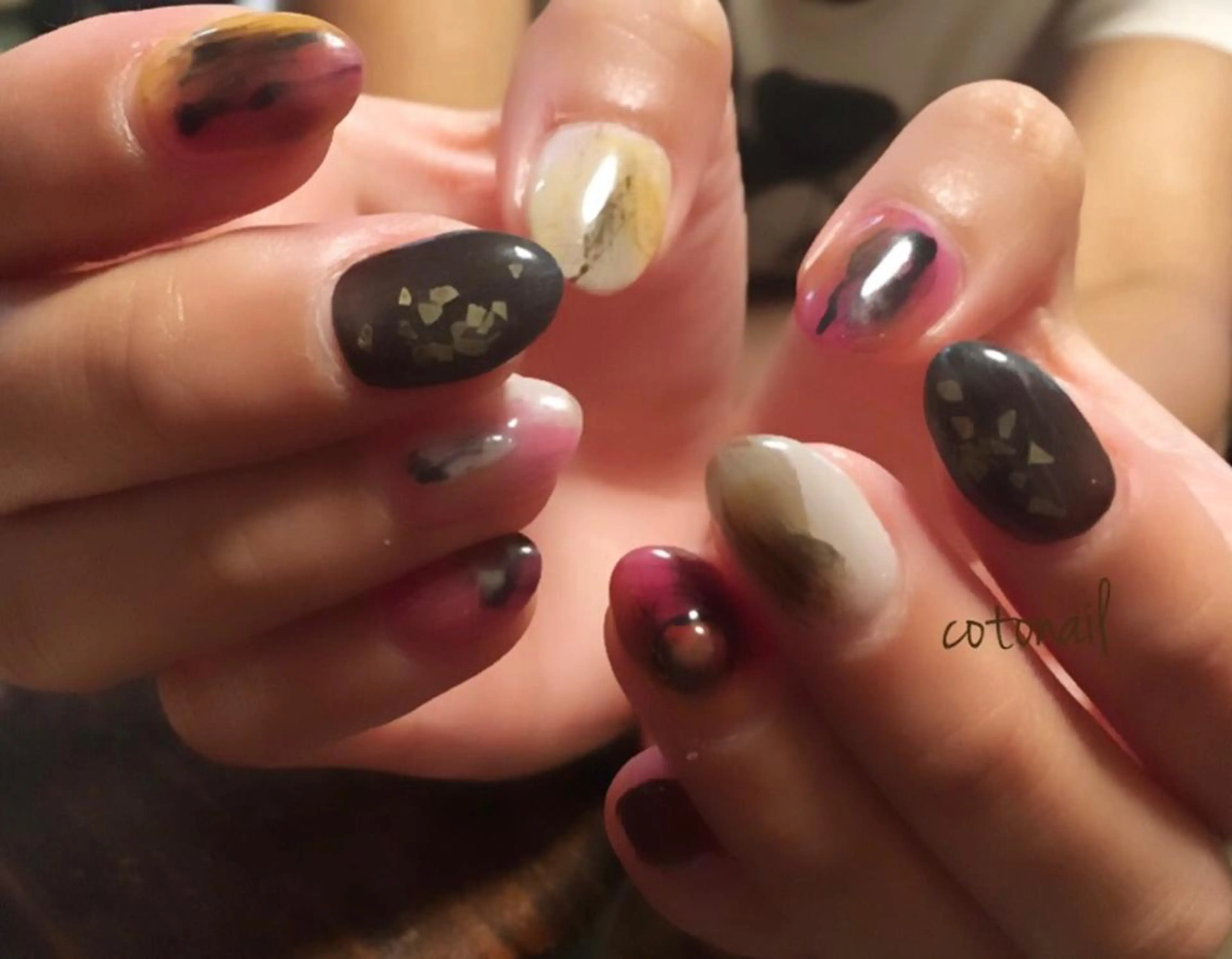 ネイル ツメトマツゲ .のネイルデザイン