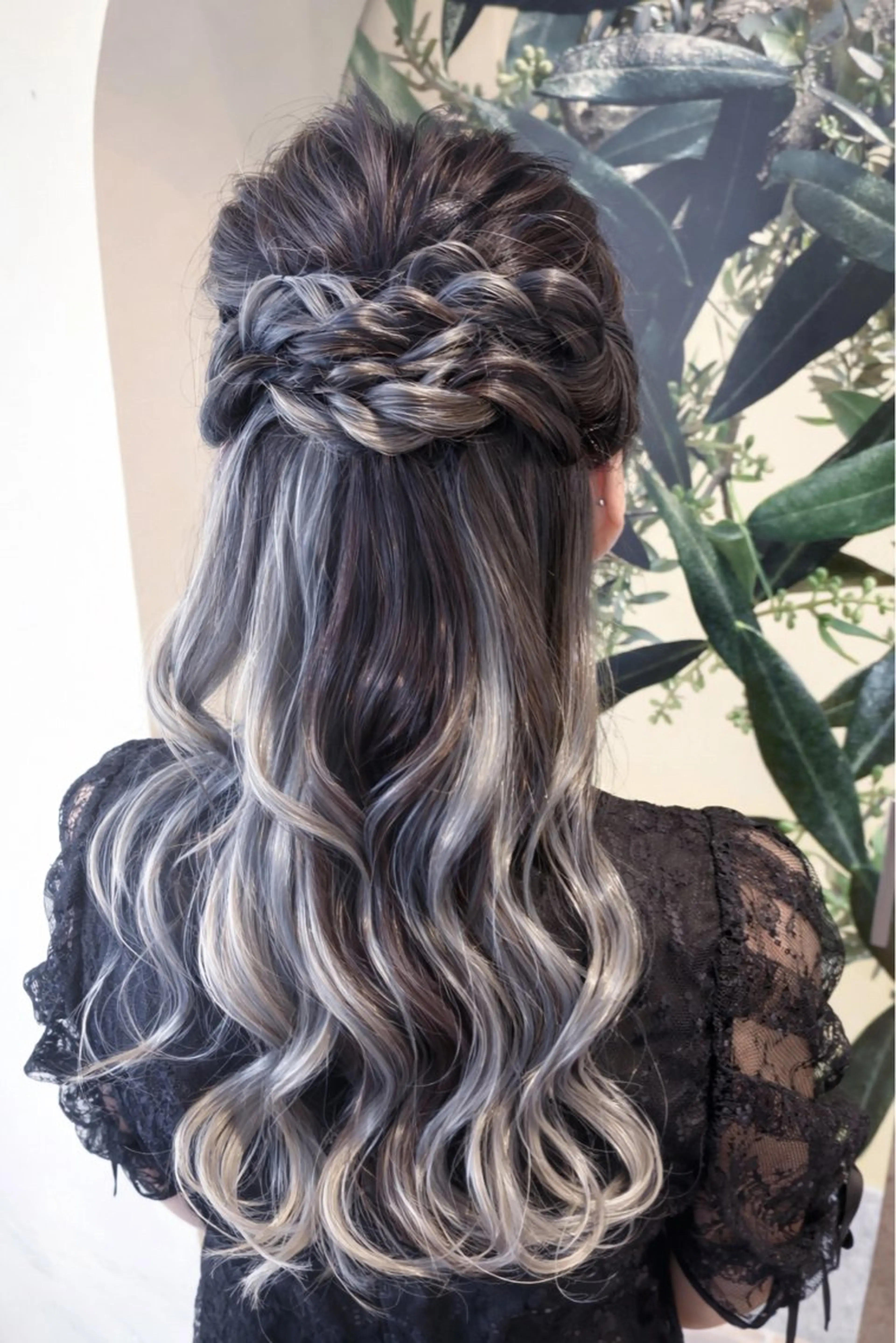 ロング ヘアアレンジ ヘアセット ヘアアレンジ 裾カラー/Aya🥀のヘアスタイル