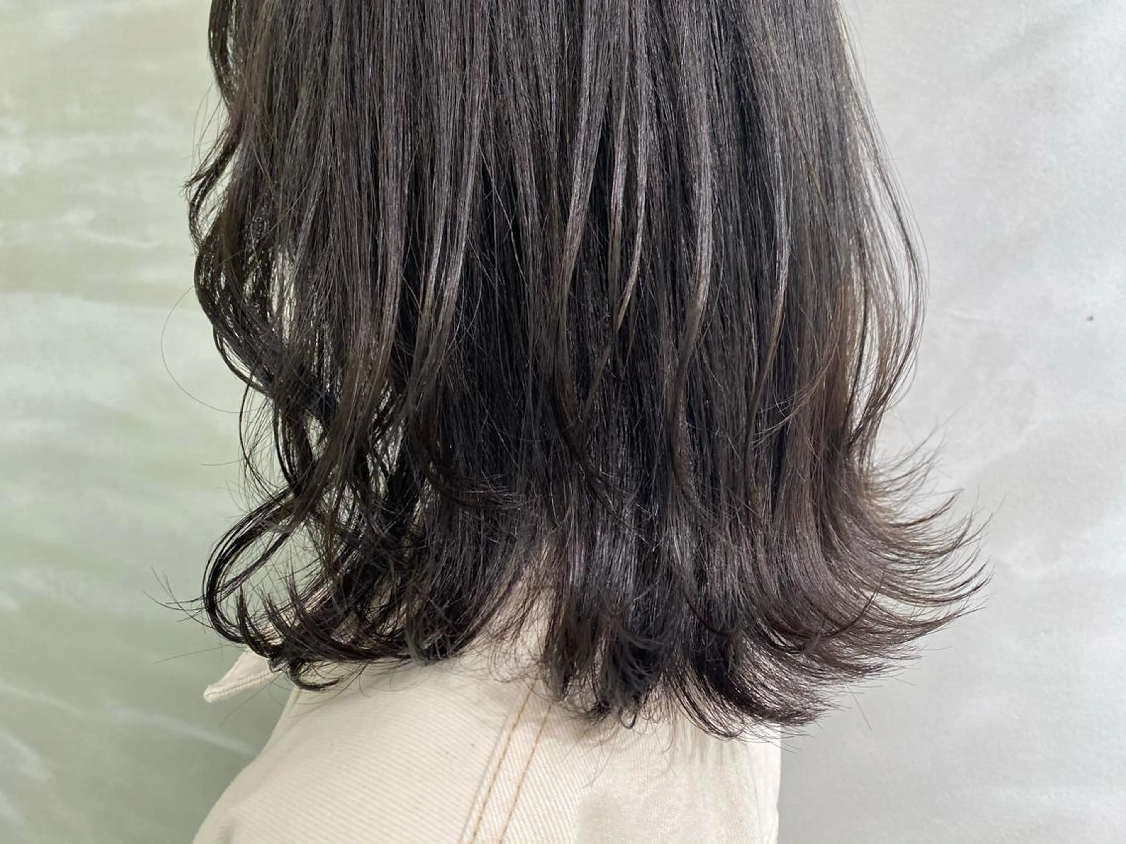 ミディアム カラー グレージュ ヘアカラー トリートメント 半個室女性salon 🩰Natsumiのヘアスタイル