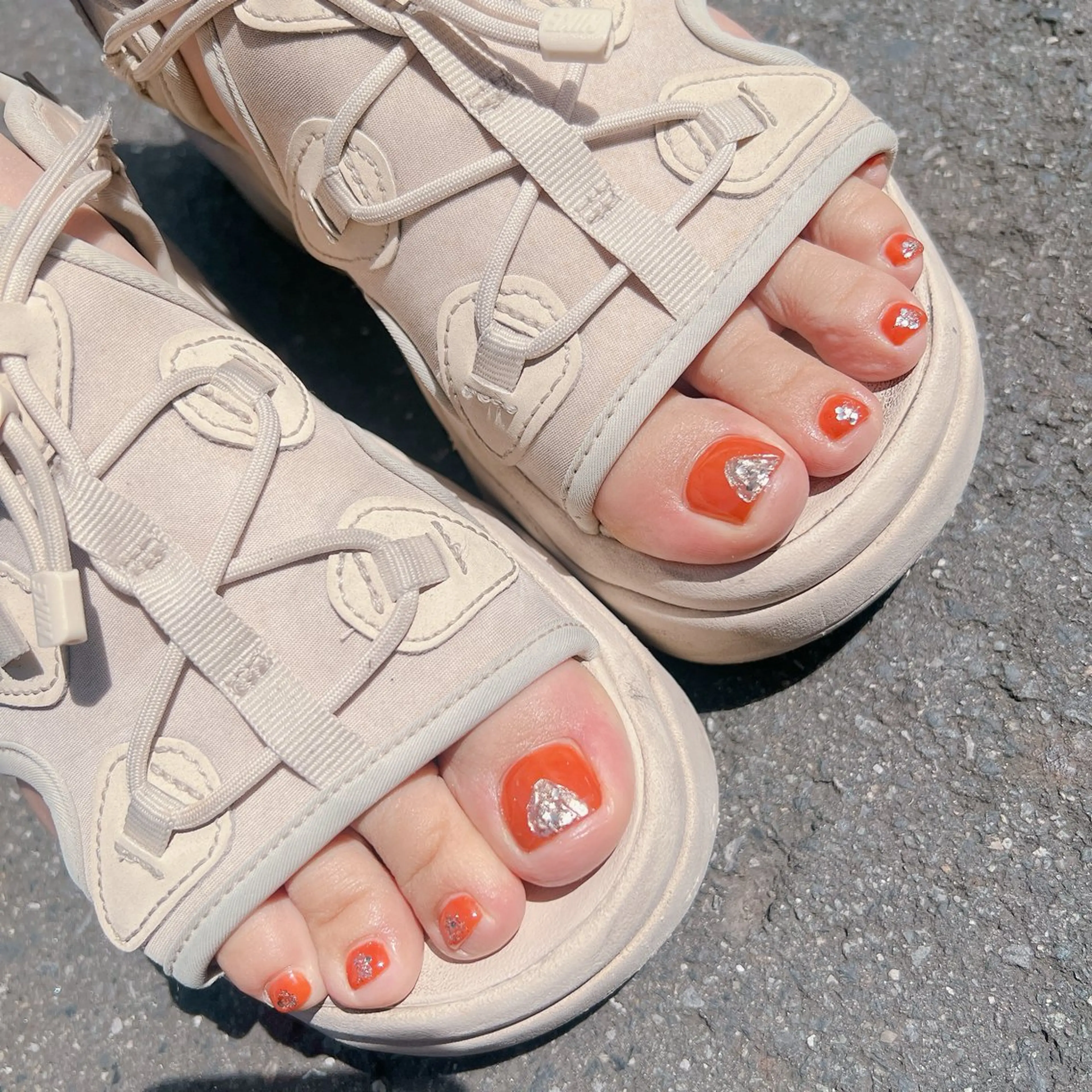 ネイル フットネイル Emi lyのネイルデザイン