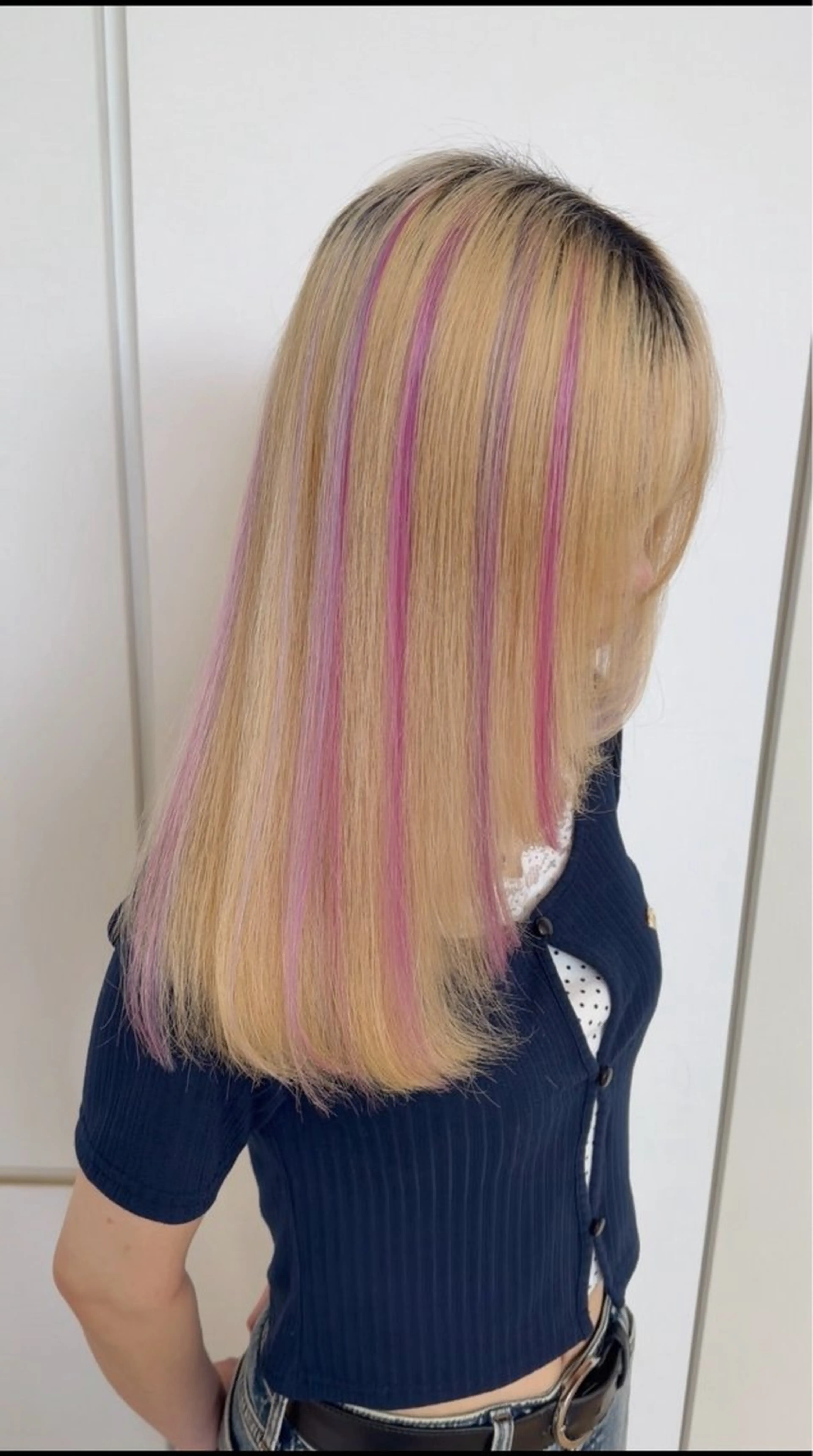 ロング カラー ブロンド ピンクカラー エクステ エクステ 河野 将悟のヘアスタイル