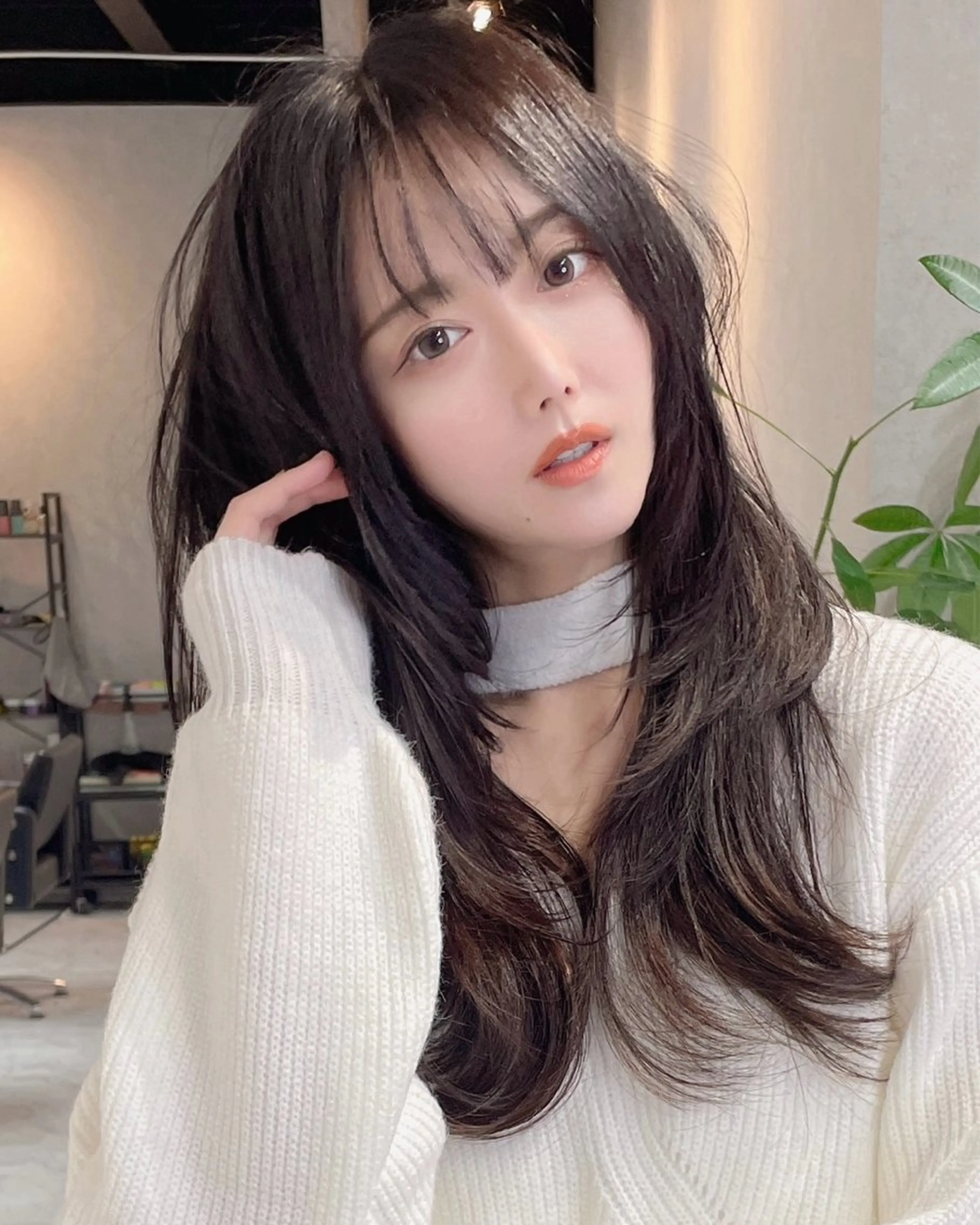 ロング カラー ヘアアレンジ 韓国風ヘア レイヤーカット トリートメント ワンホンヘア カット ヘアカラー トリートメント アンドウ ユウ/ レイヤーカット/韓国のヘアスタイル