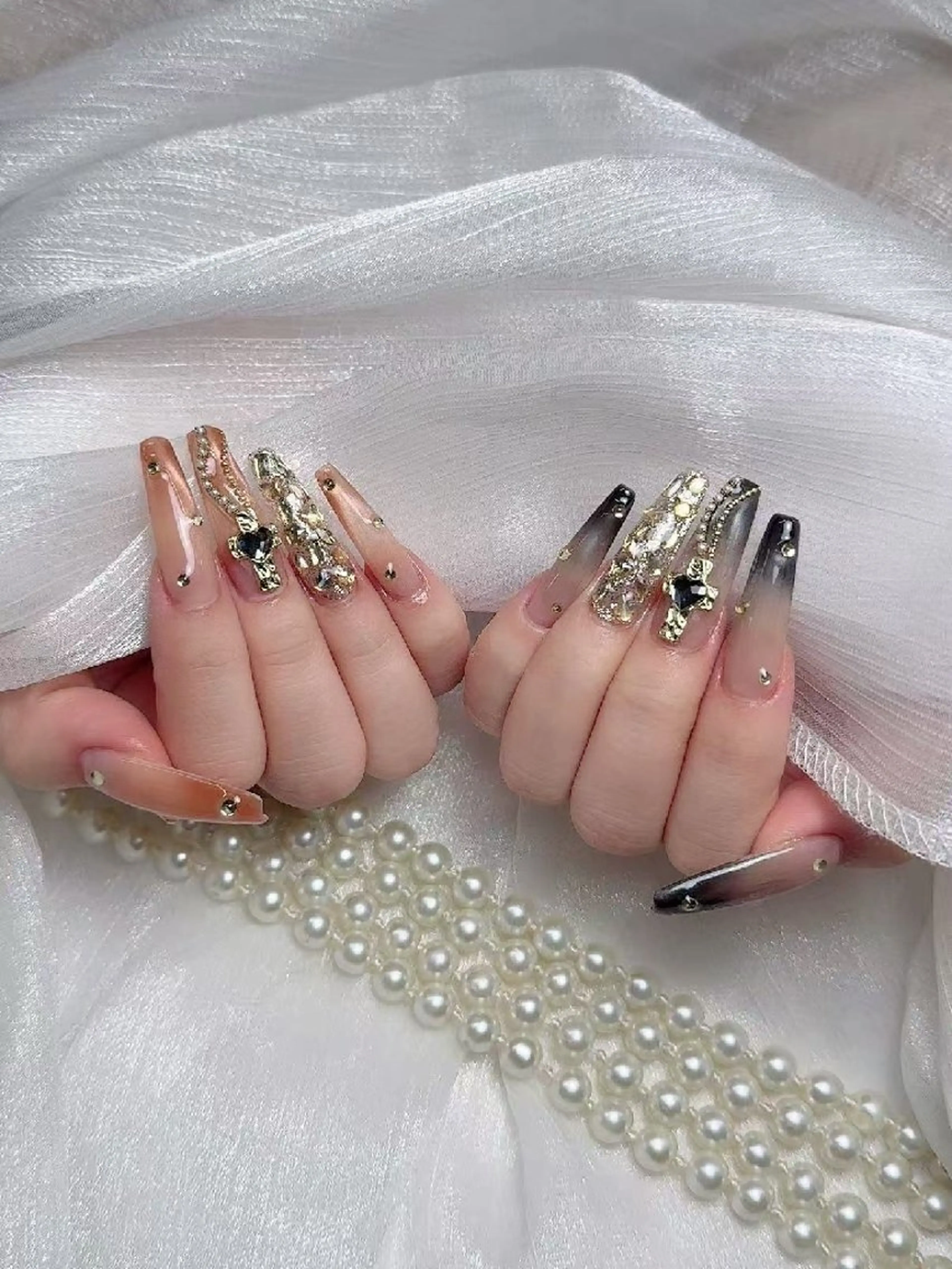 ネイル ENsalon AKIRAのネイルデザイン