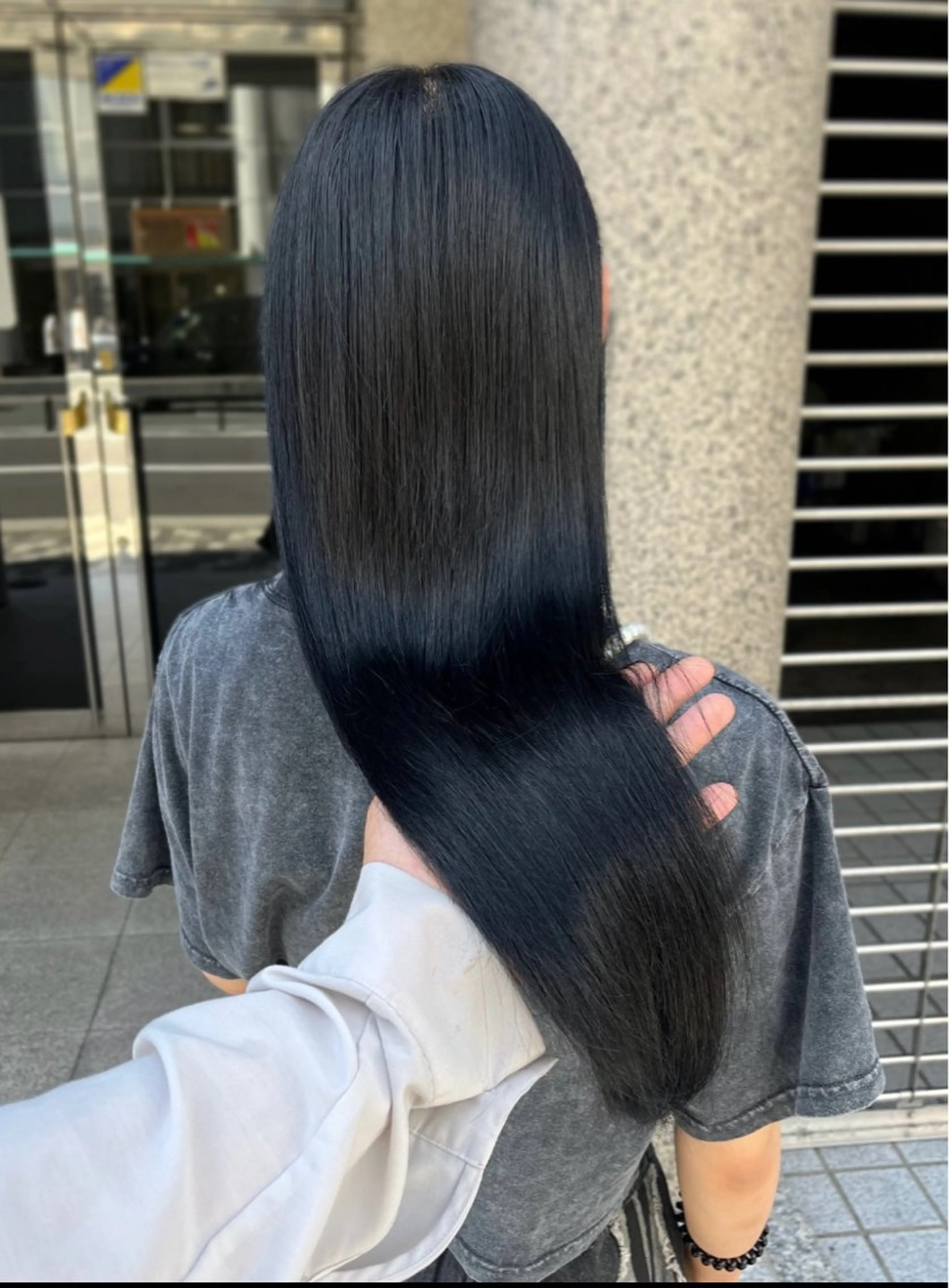 ロング カラー+ちび編み込み エクステ梅田🐨のヘアスタイル