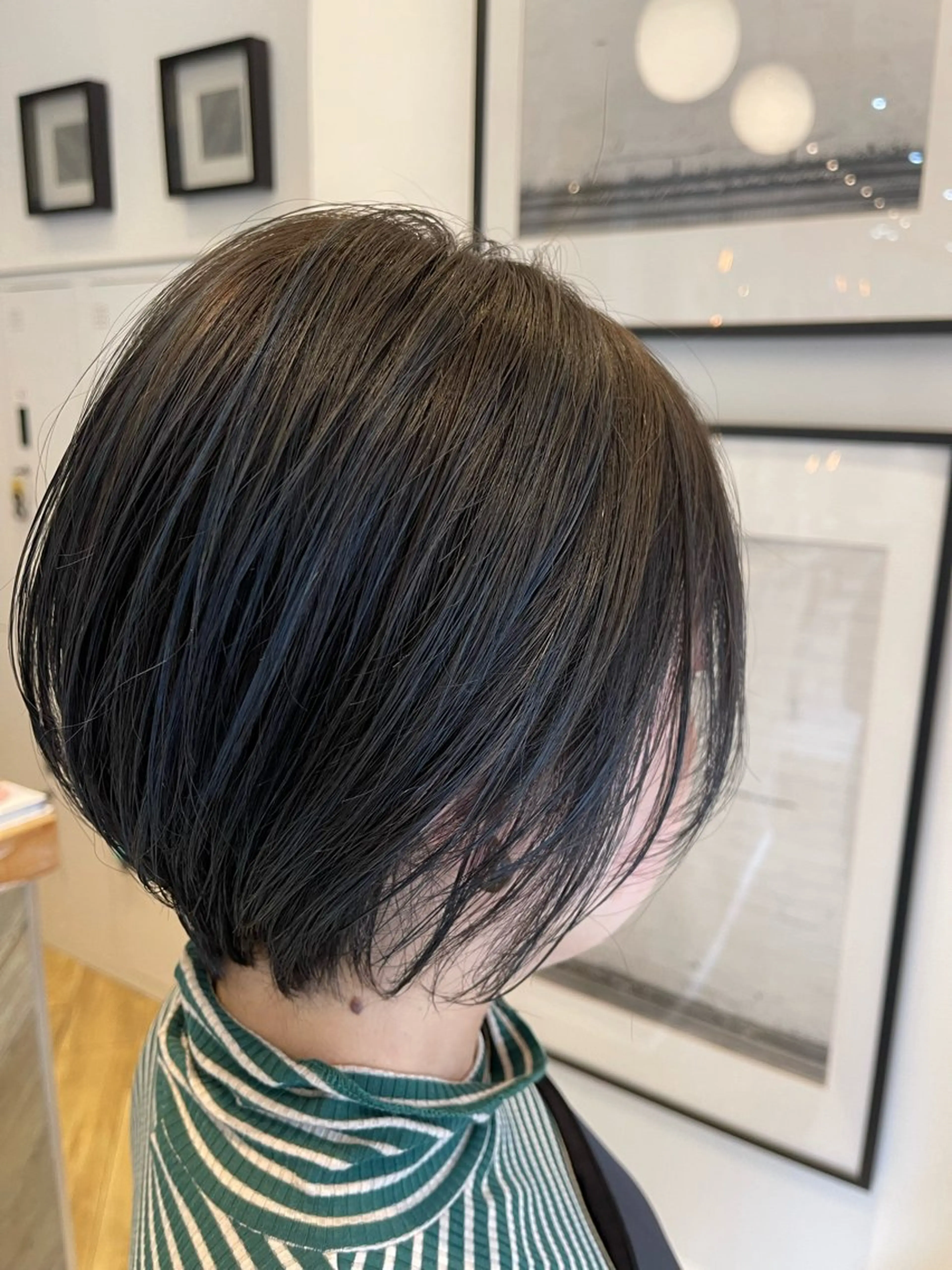 ショート カラー 塚本 昂のヘアスタイル