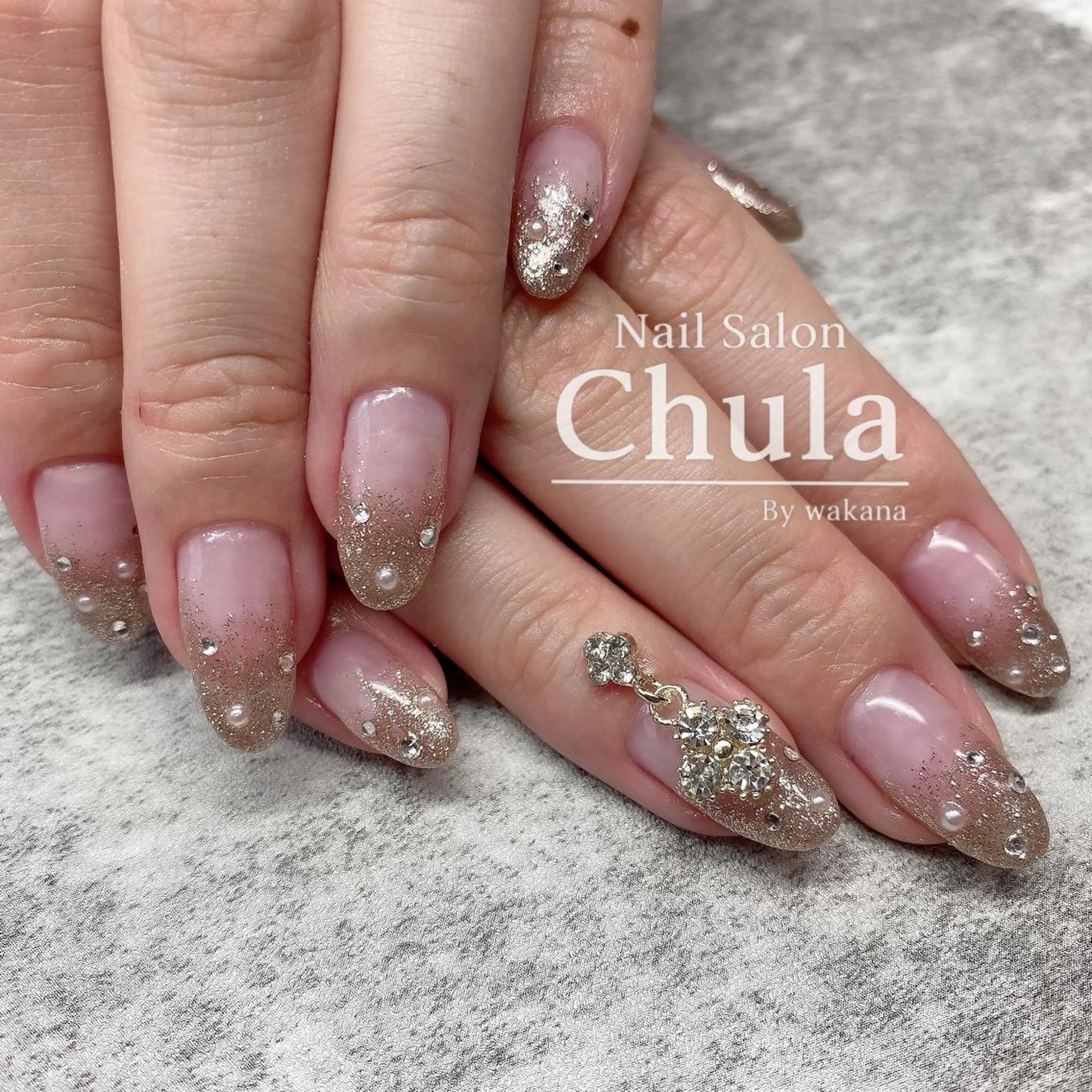 ネイル グラデーション キラキラネイル ラメ(グリッター) ラメグラデーション ハンドネイル Nailsalon Chulaのネイルデザイン