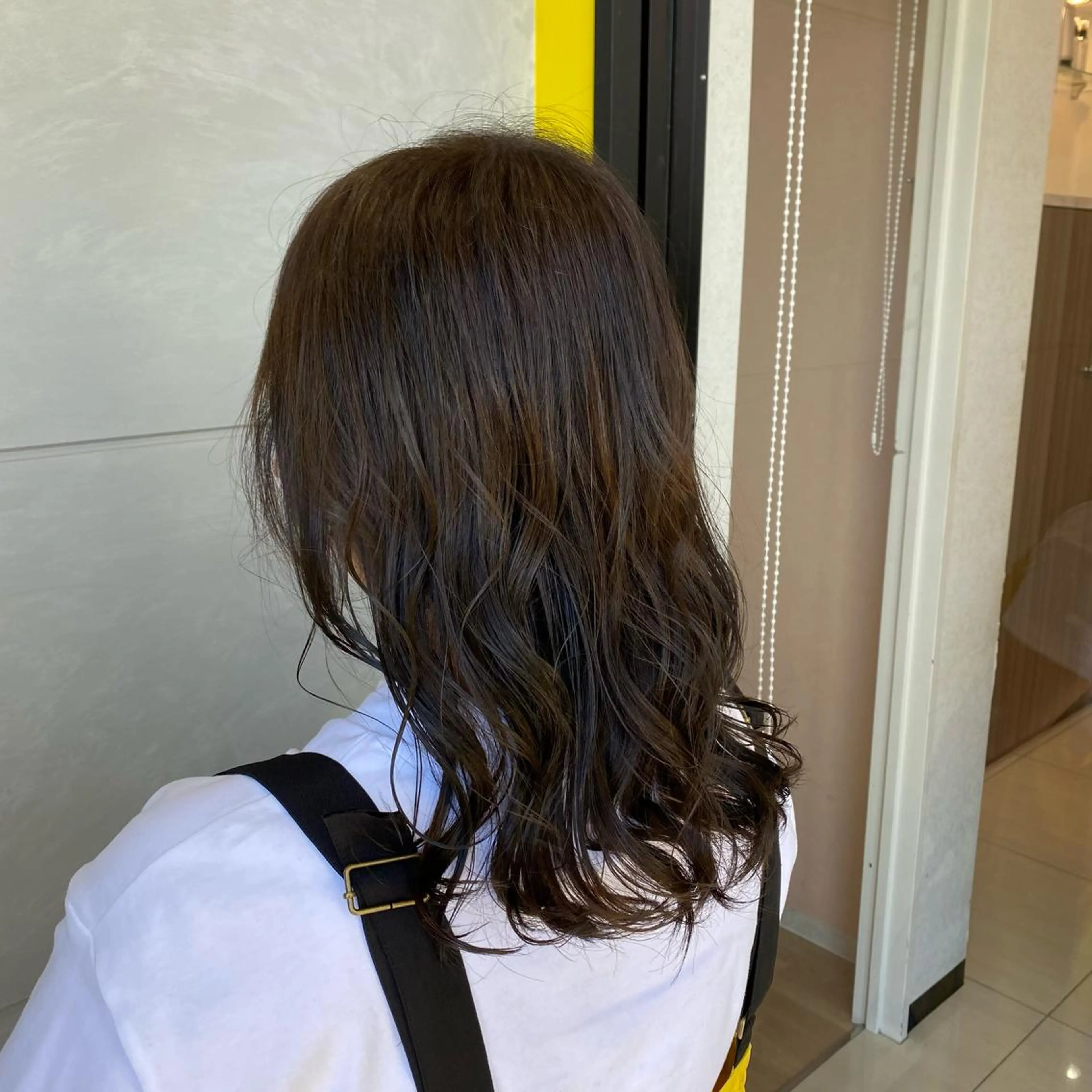 セミロング カラー ヘアカラー 天池 結衣のヘアスタイル