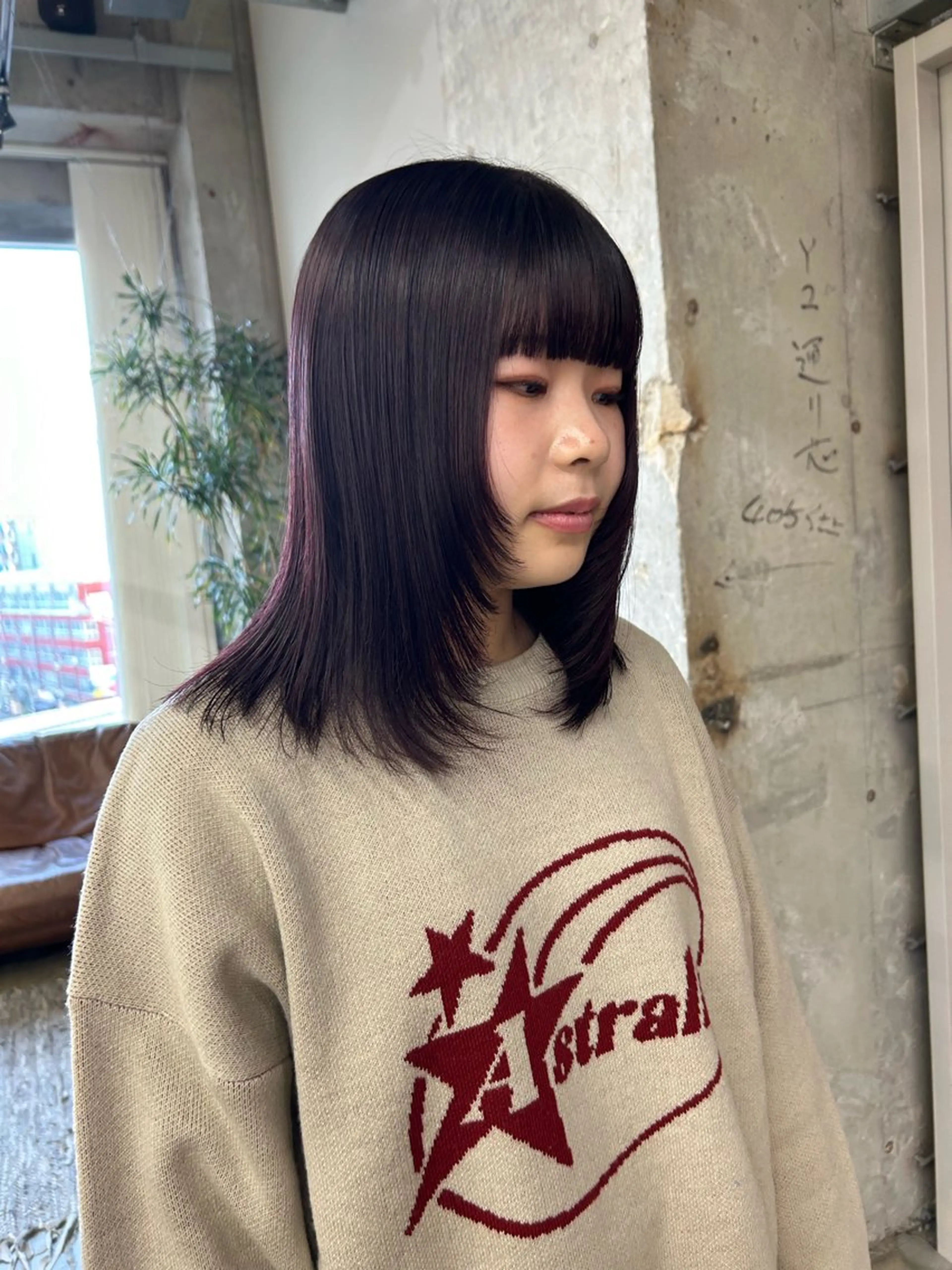 セミロング カラー ラベンダーカラー レッドカラー maho/垢抜け カラーパーマメイクのヘアスタイル