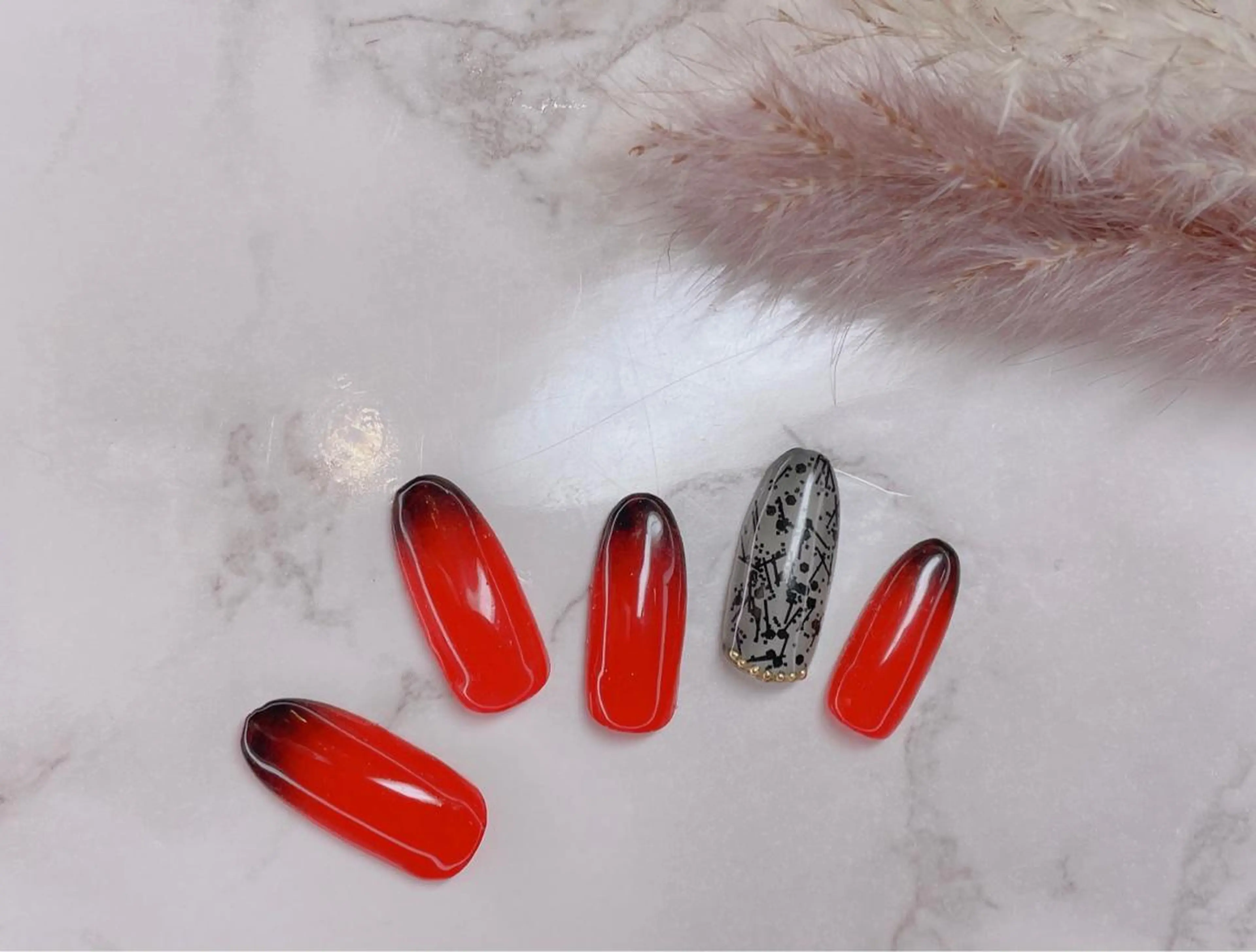 ネイル SINCERELY シンシアリー🌈のネイルデザイン