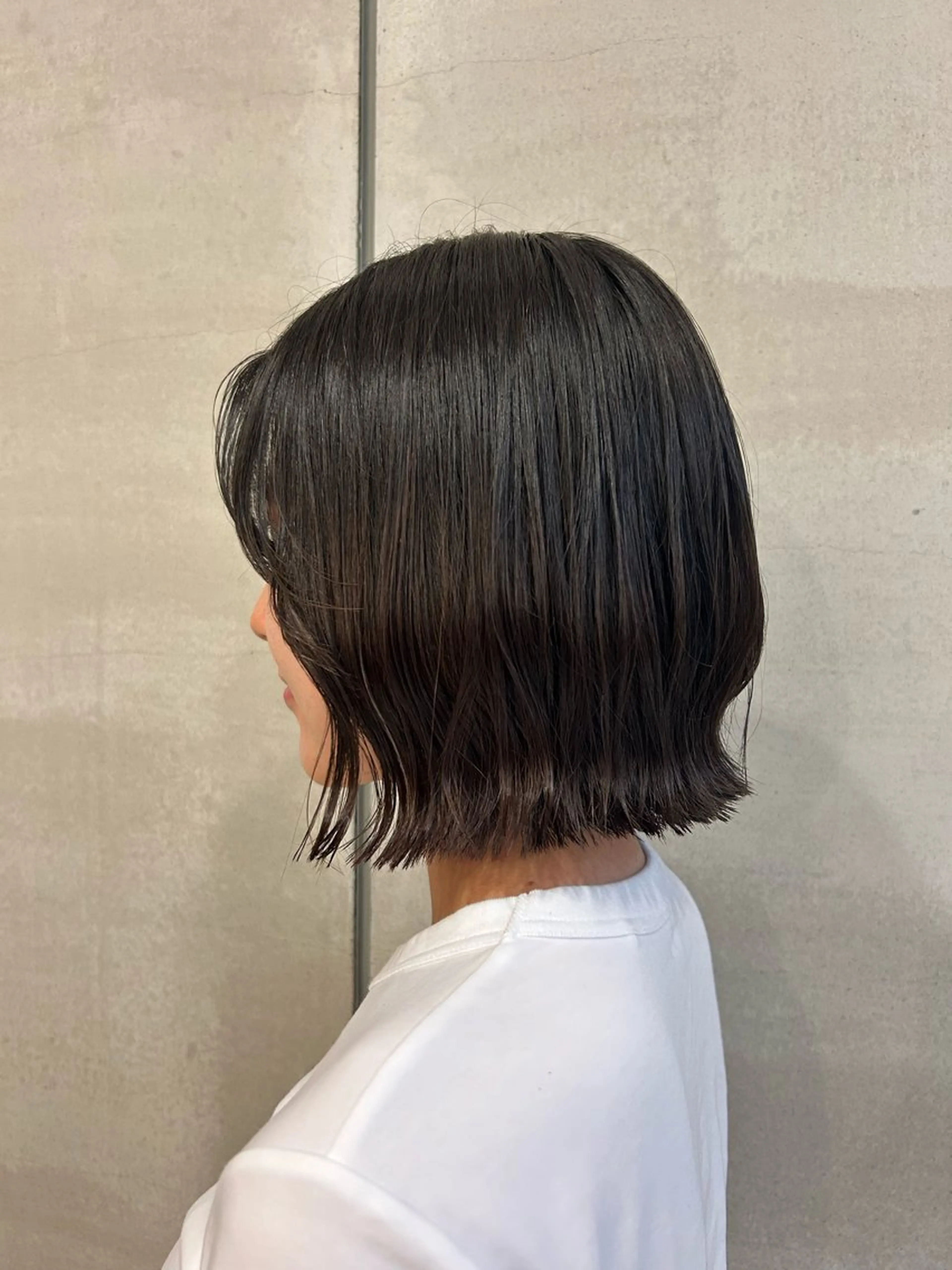 ショート ボブ 外ハネヘア 中野 莉早のヘアスタイル