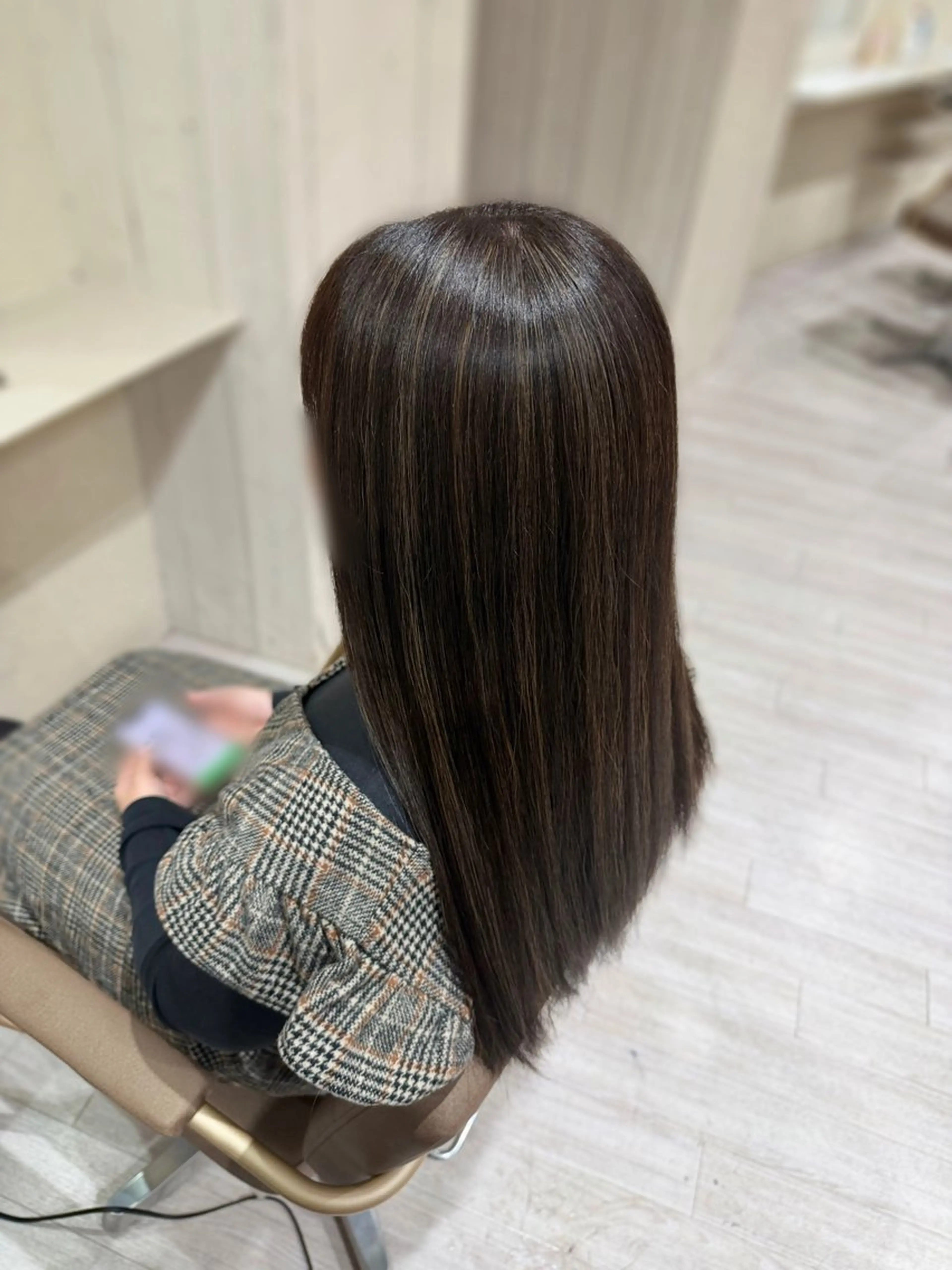 カラー ハイライトカラー 西村 華凜のヘアスタイル