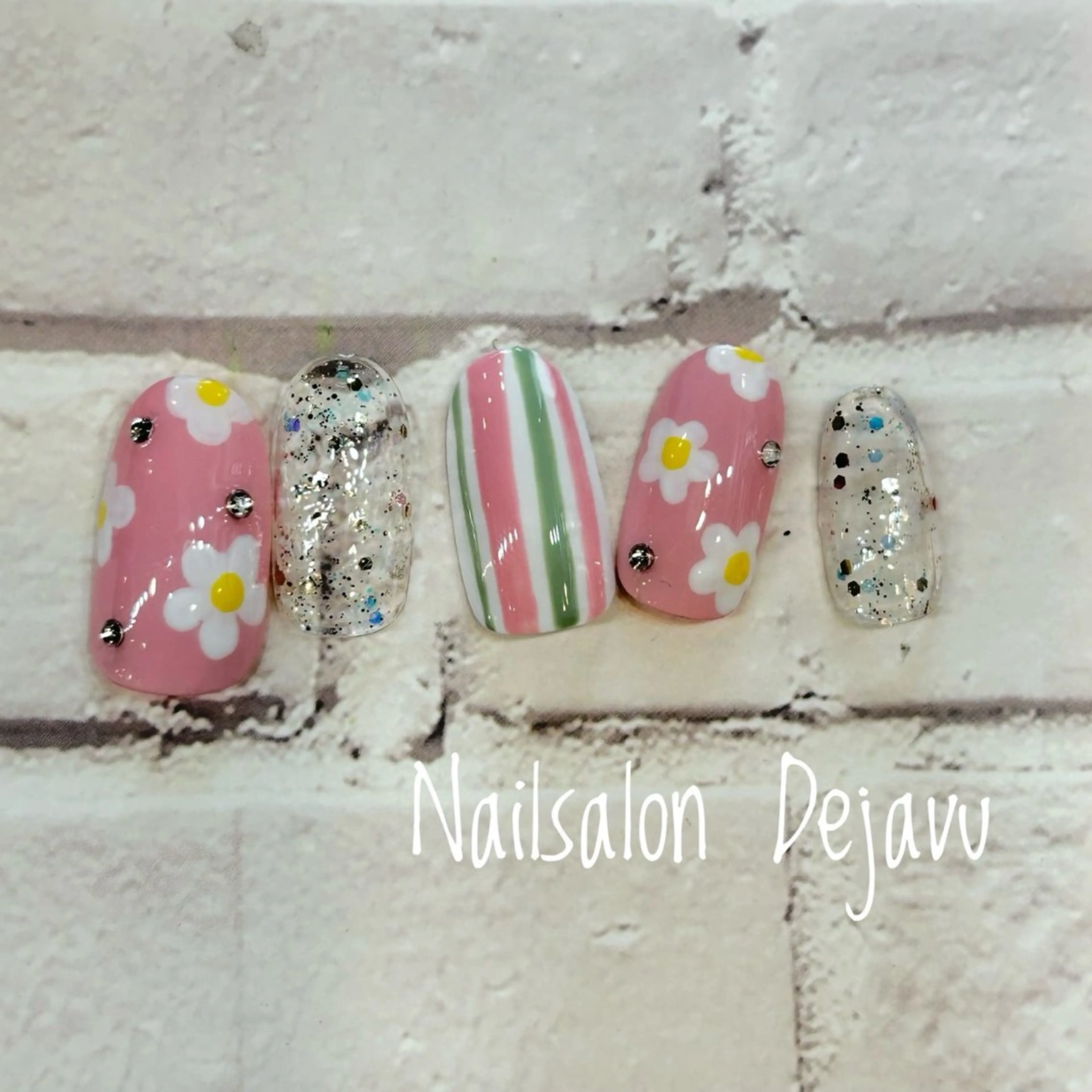 ネイル ハンドネイル Nailsalon Dejavuのネイルデザイン