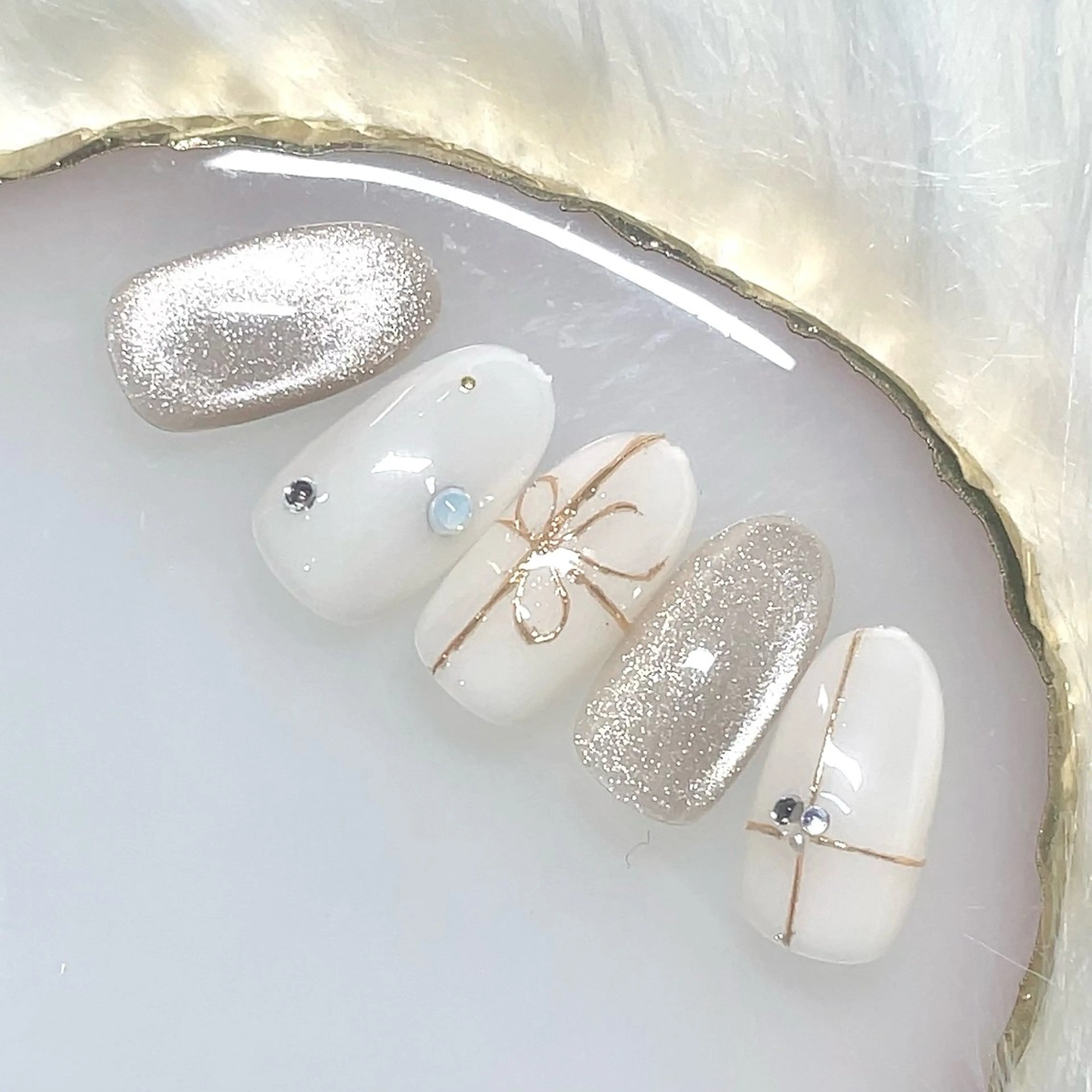 ネイル ハンドネイル Yuko Kanamedaのネイルデザイン