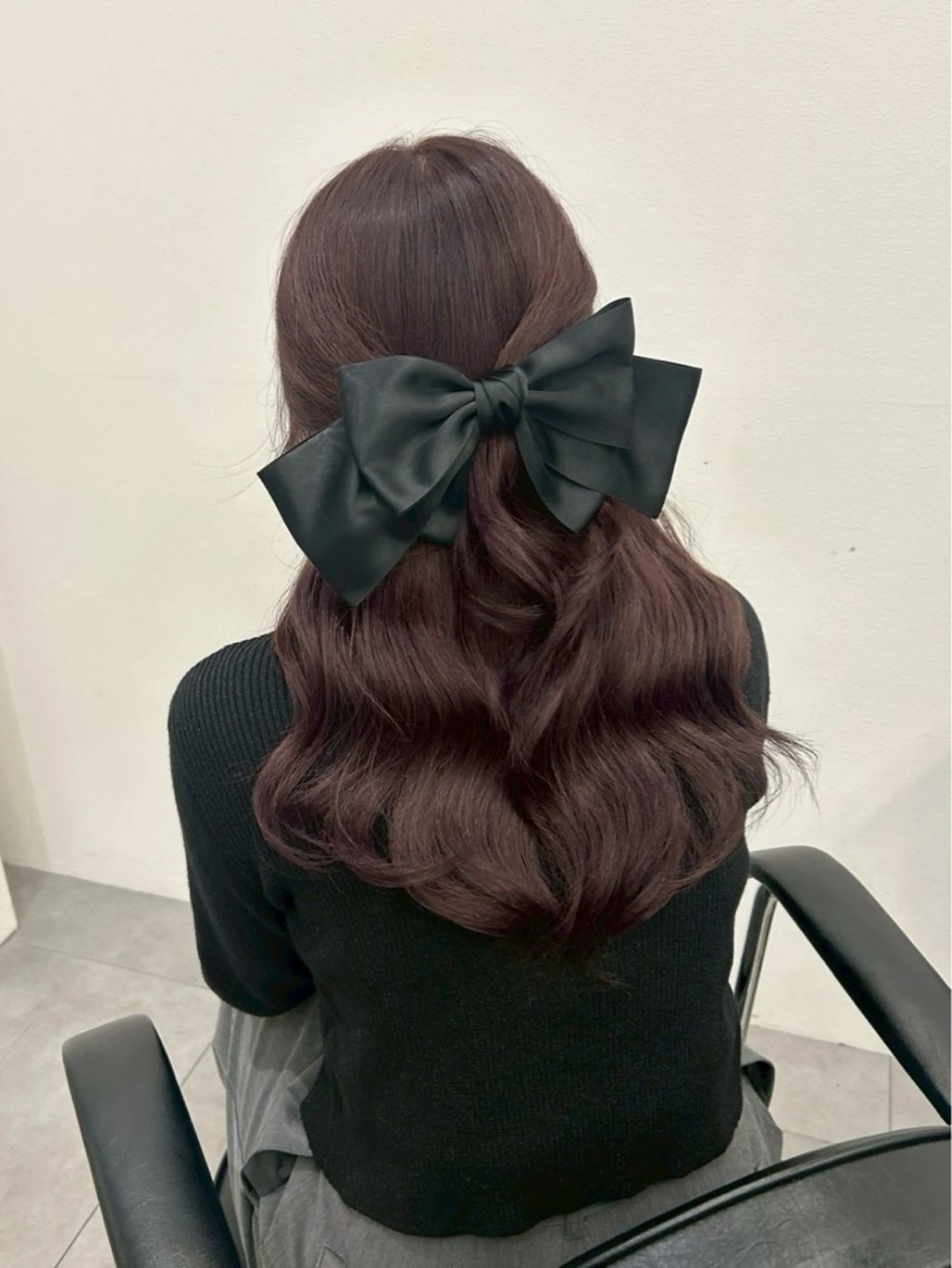 ロング カラー ベージュカラー ブリーチ ダブルカラー グレージュ ラベンダーカラー ioe 茶屋町のヘアスタイル