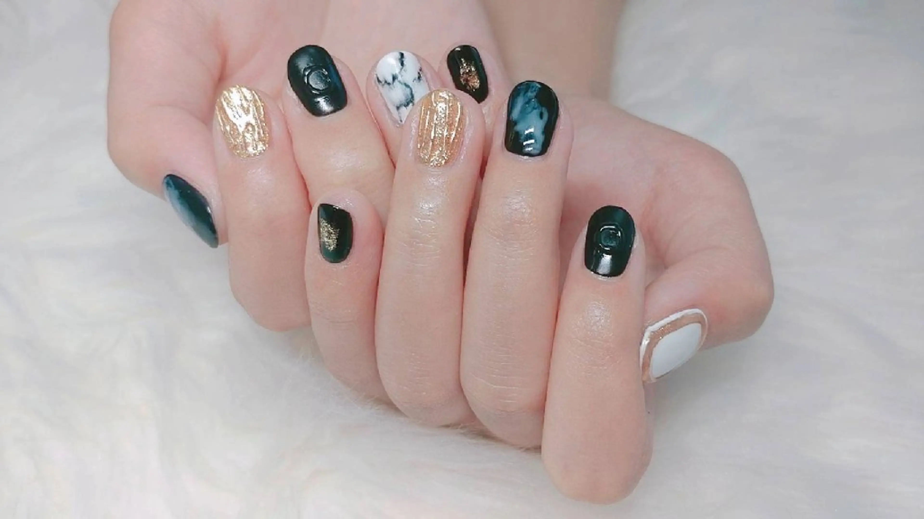 ネイル &A.nail .のネイルデザイン
