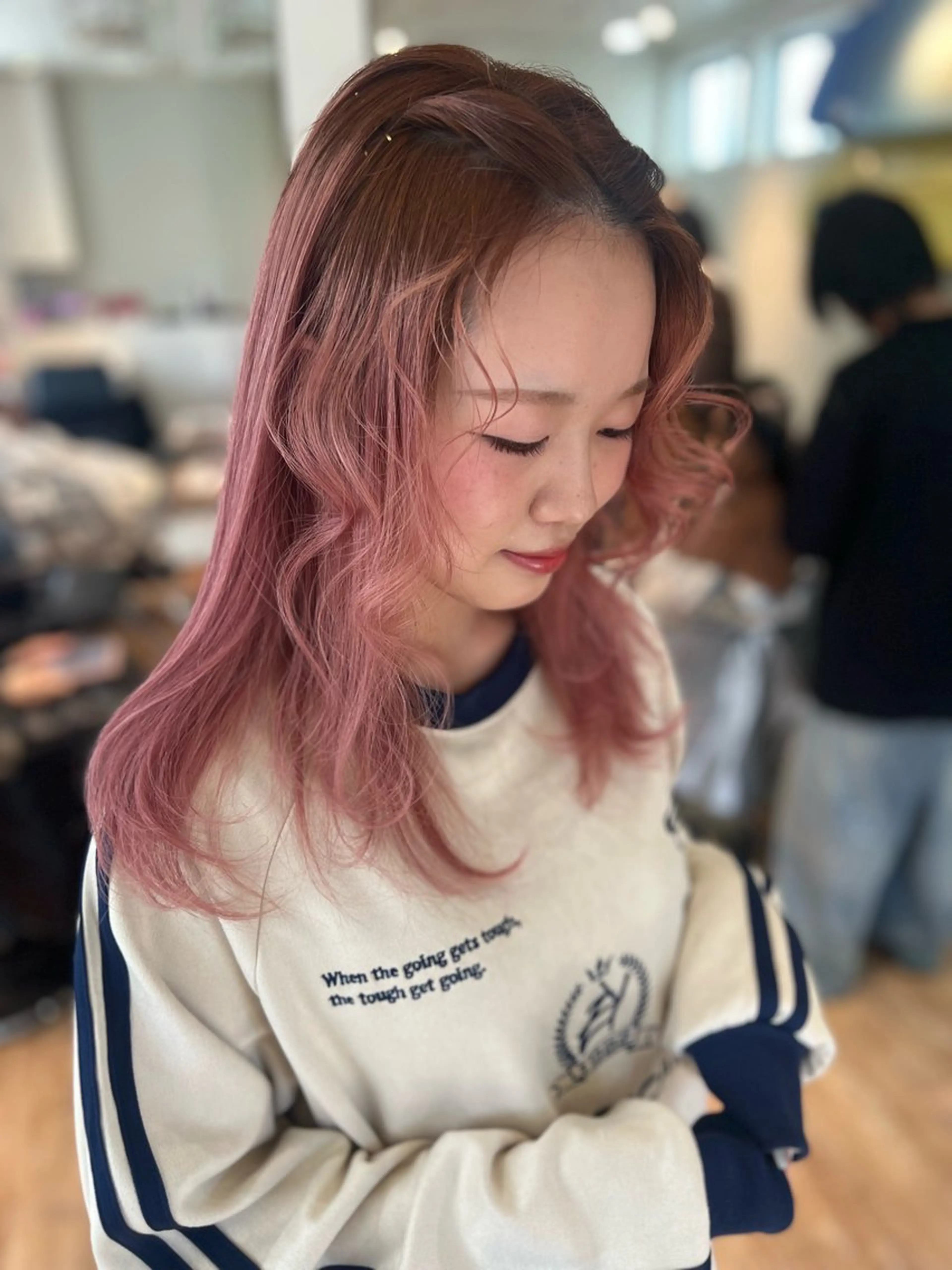 セミロング YUIKA 江古田のヘアスタイル