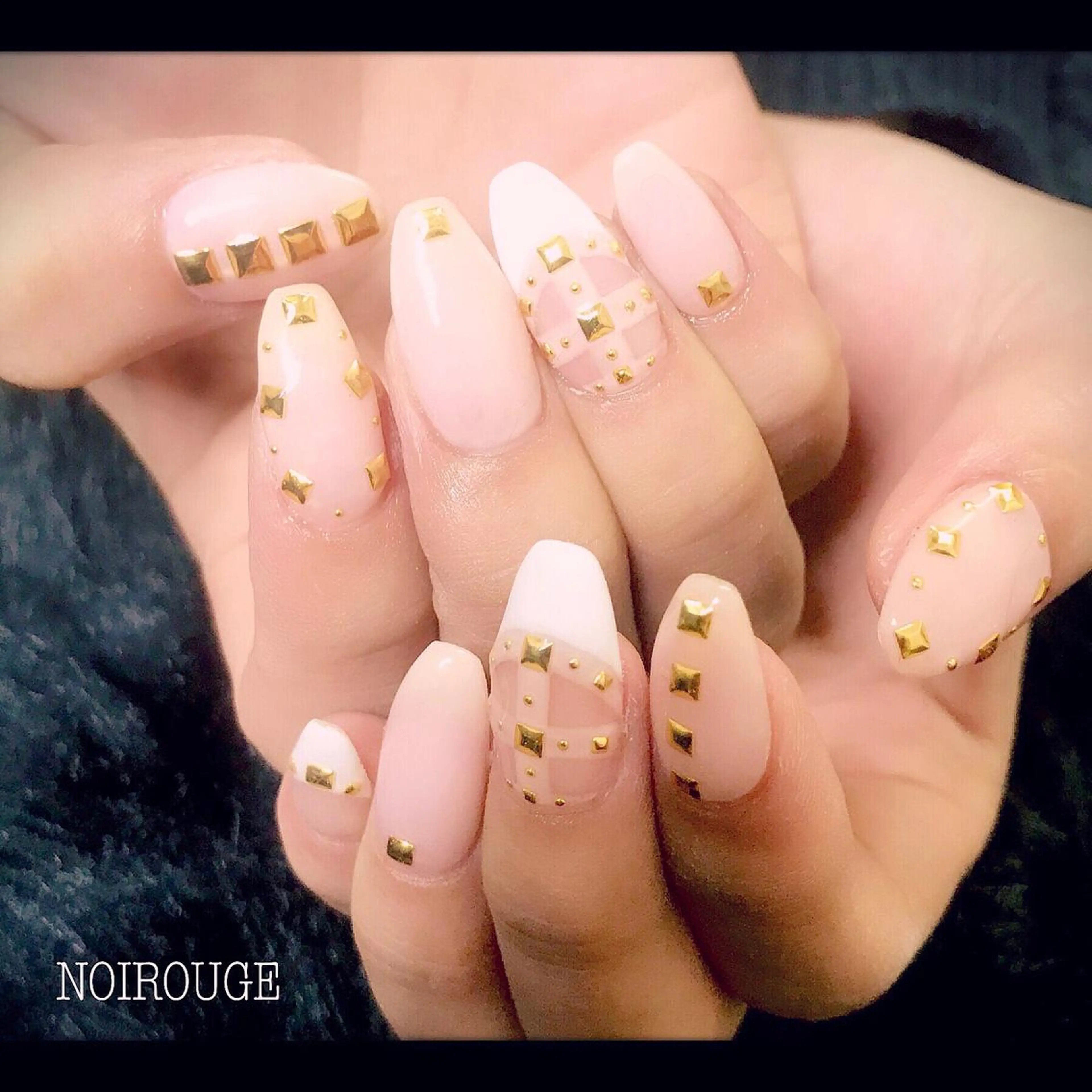 ネイル NOIROUGE所属・NOI ROUGEのネイルデザイン